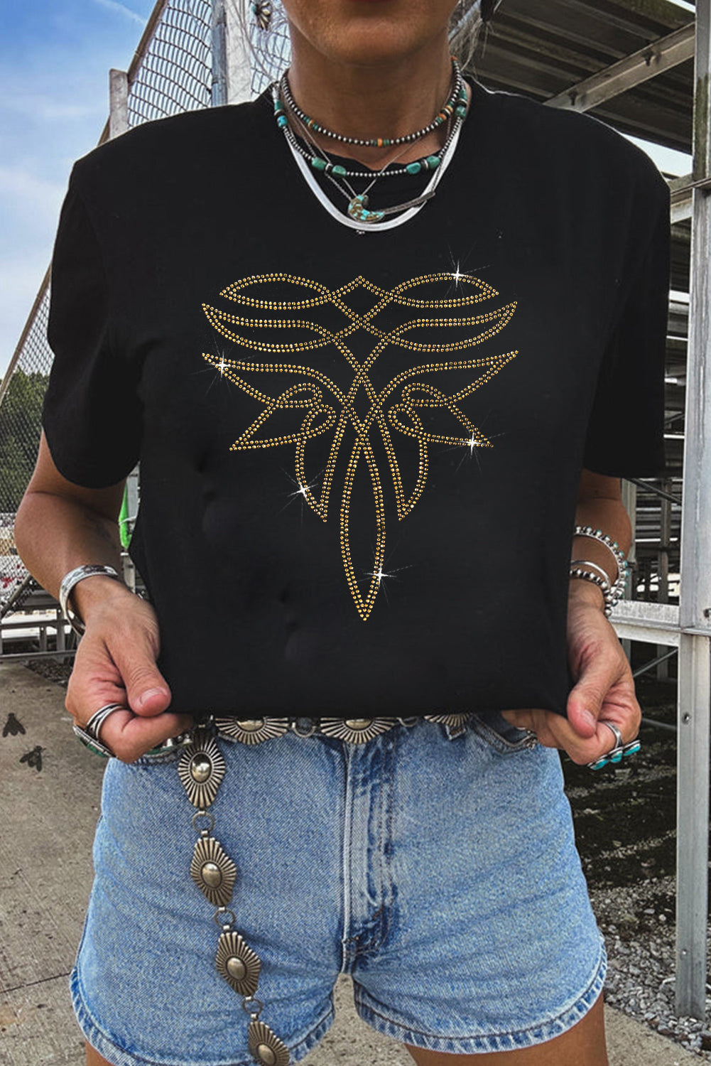  Aaria Tees