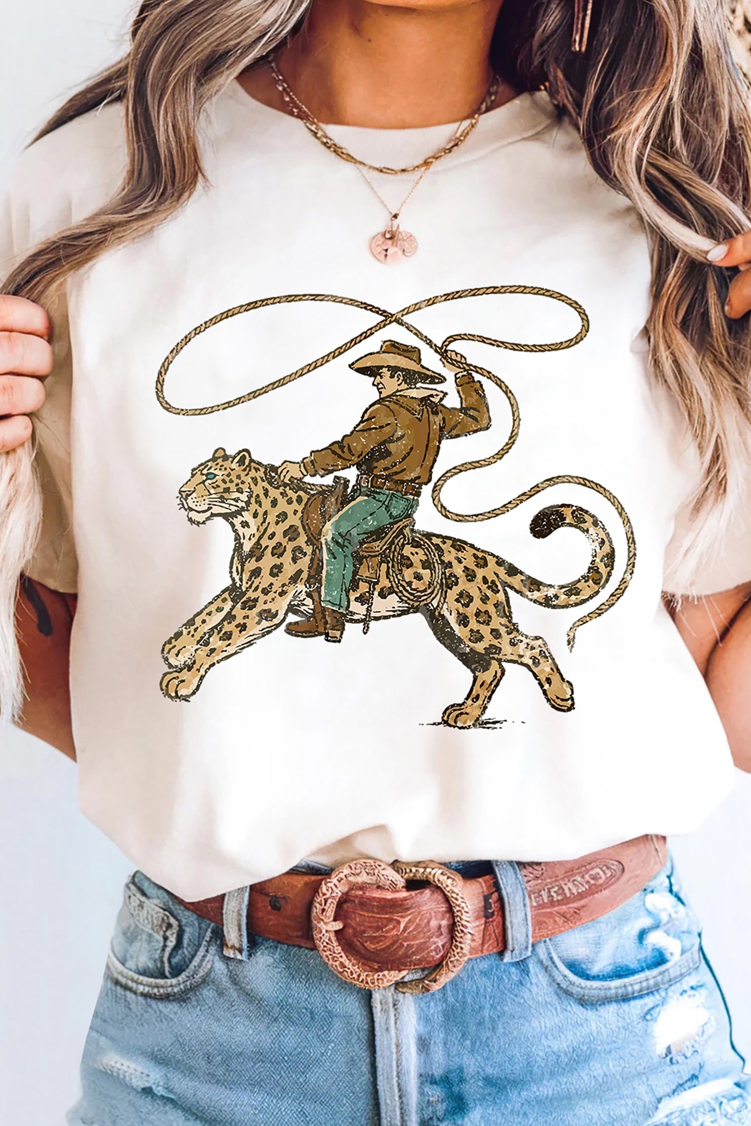  Aaria Tees