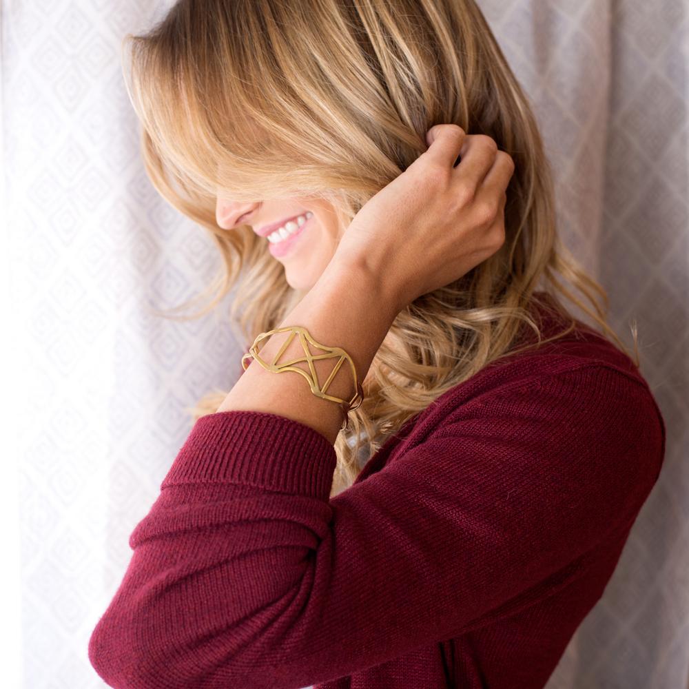 Sasa Axis Cuff Bracelet - Aaria Tees Aaria Tees