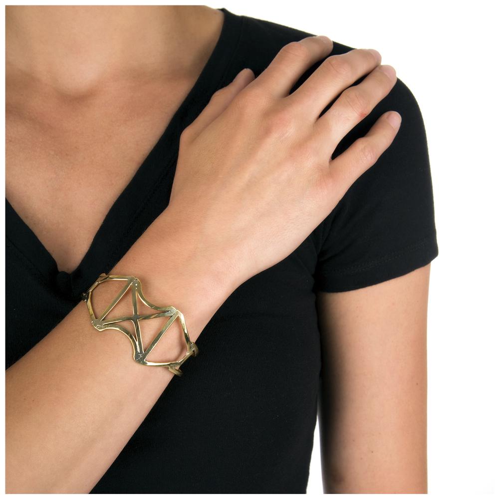Sasa Axis Cuff Bracelet - Aaria Tees Aaria Tees