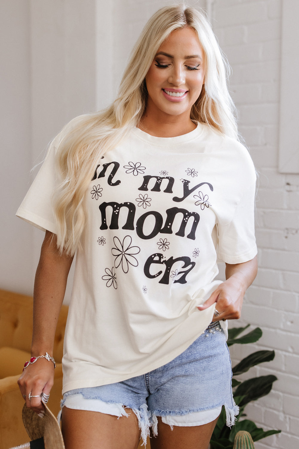 Jet Stream In My mom Era Graphic Loose Casual Tee - Aaria Tees Aaria Tees