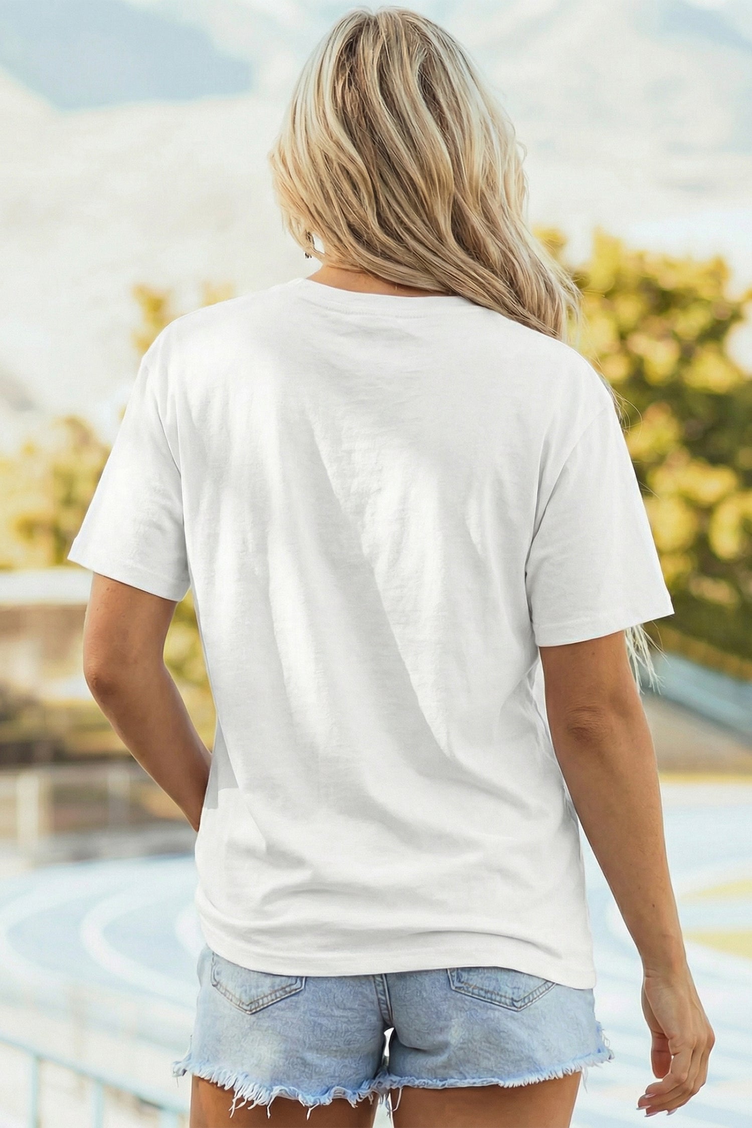  Aaria Tees