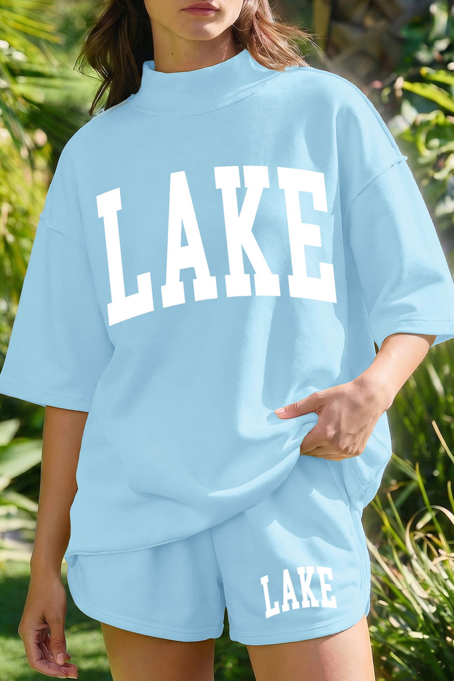  Aaria Tees