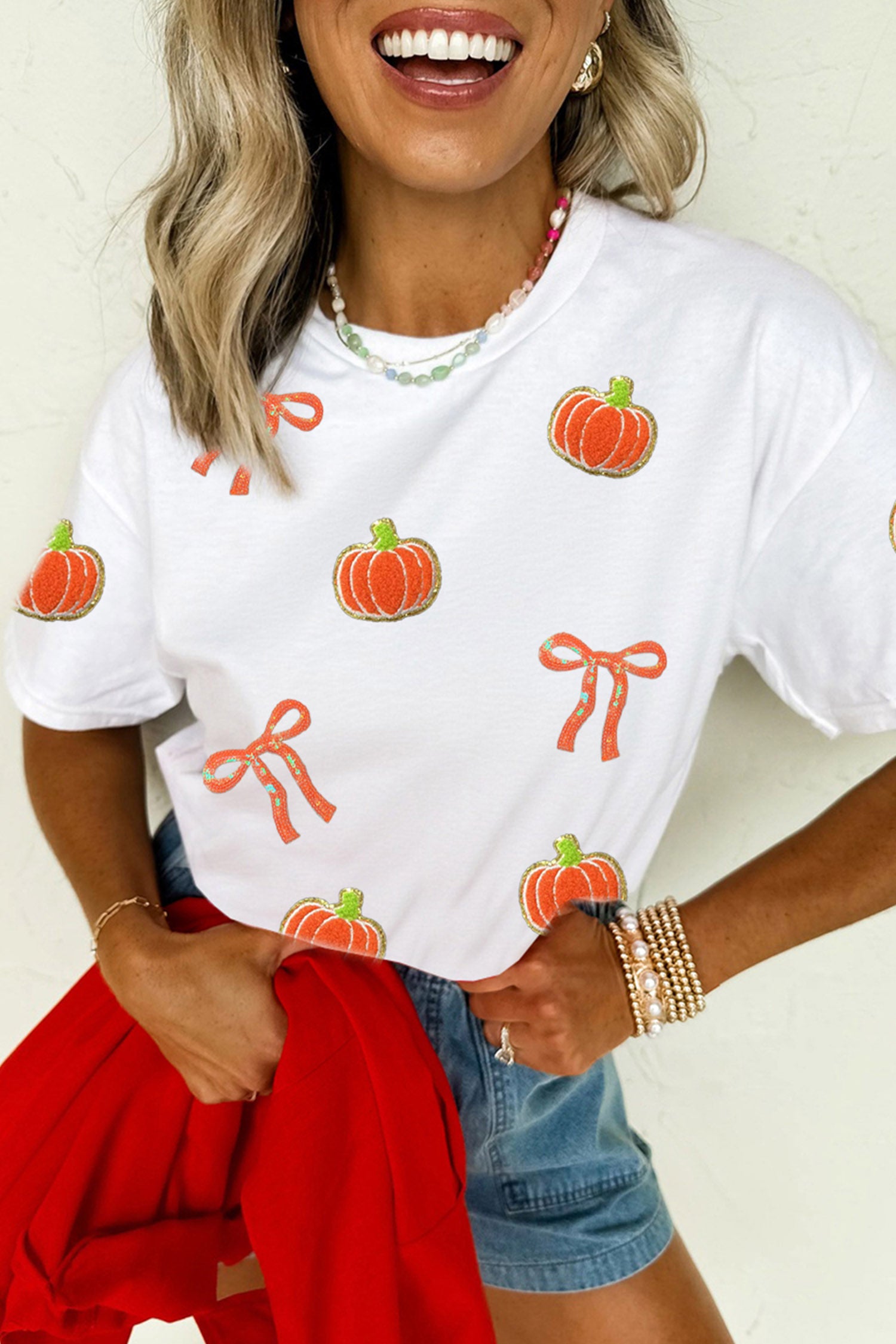 White Sequin Chenille Pumpkin Bow Pattern Casual Short T Shirt - Aaria Tees Aaria Tees