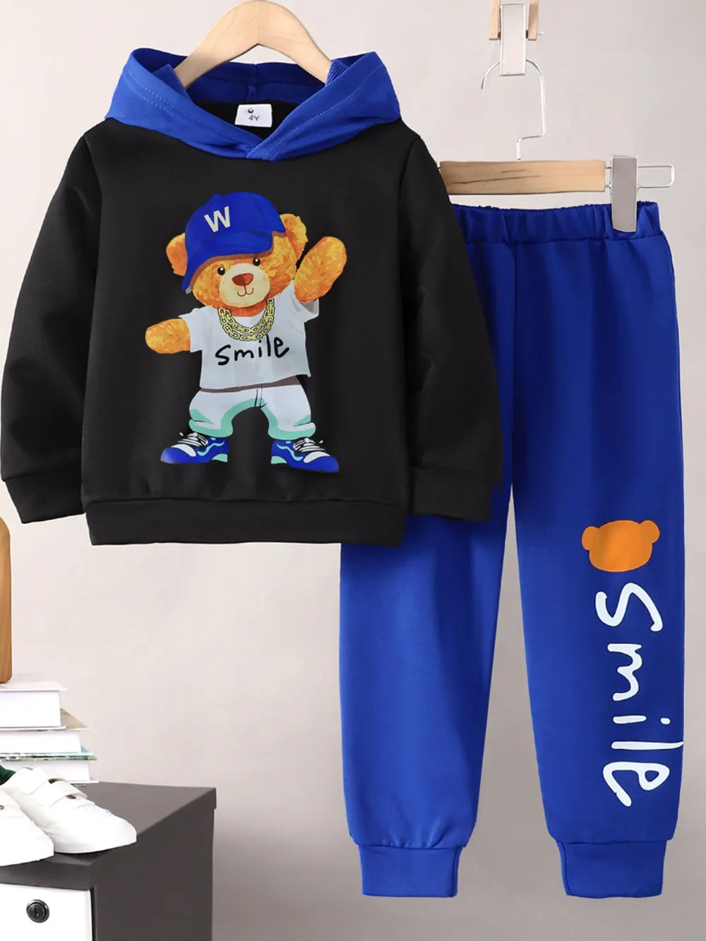 Aaria Tees