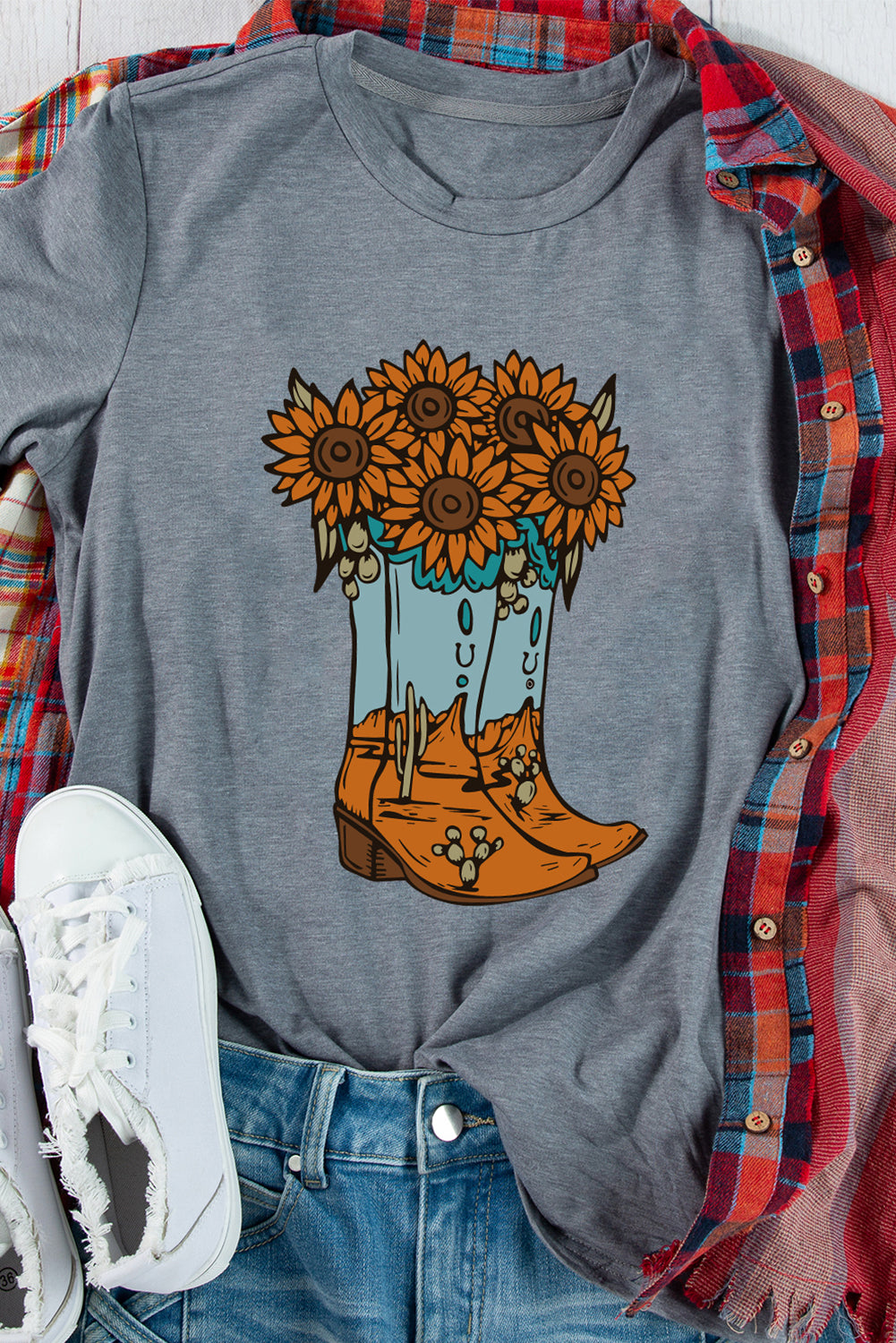  Aaria Tees