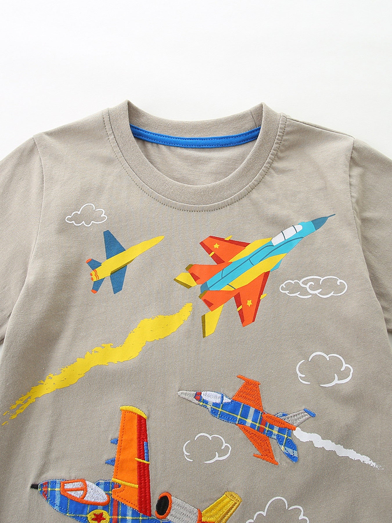 895c5e8da4fb4ecaab5fa9ea25294920-Max Aaria Tees