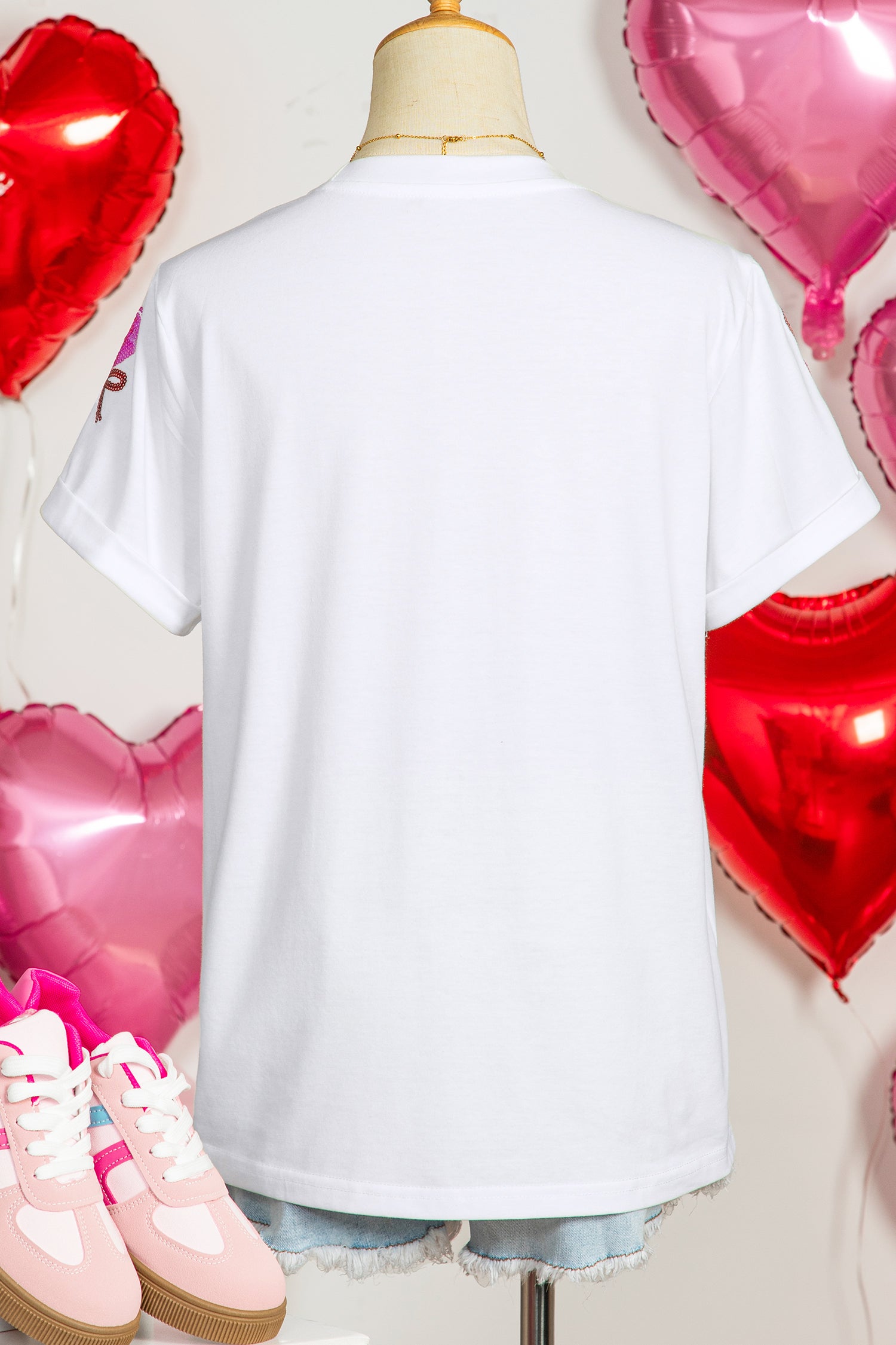  Aaria Tees