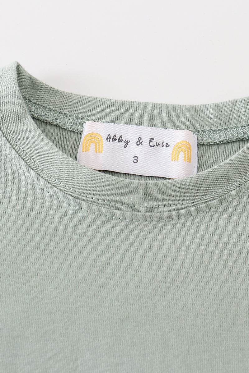 Premium Sage basic T-shirt - Aaria Tees Aaria Tees