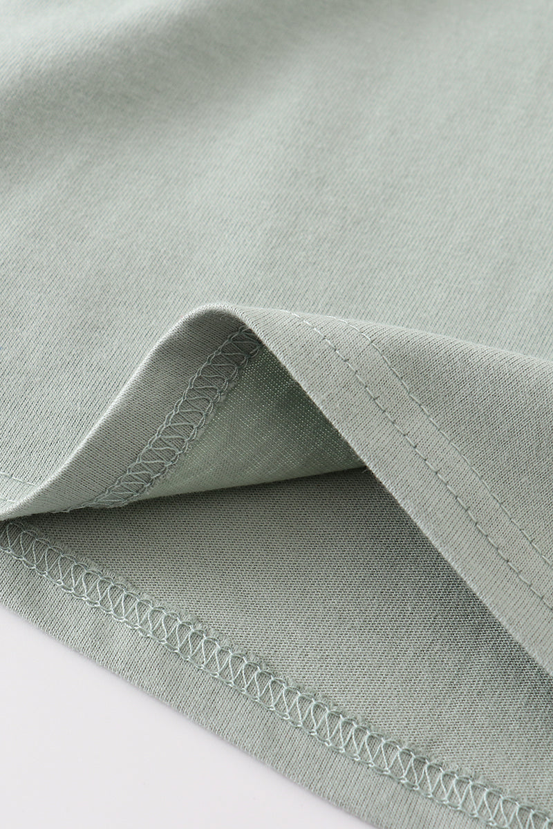 Premium Sage basic T-shirt - Aaria Tees Aaria Tees