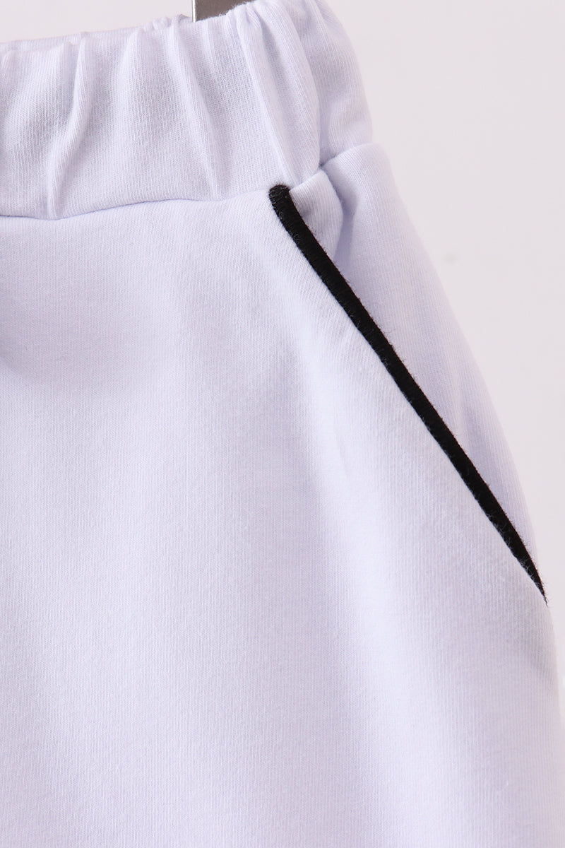  Aaria Tees