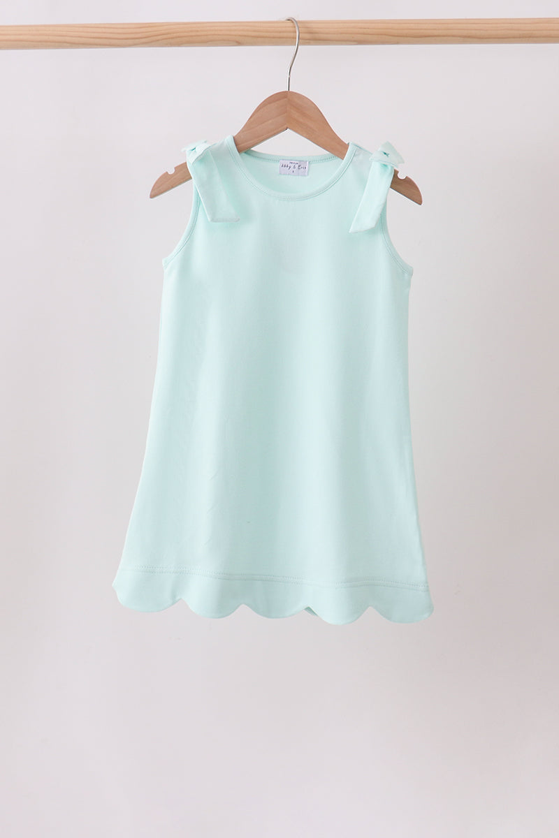  Aaria Tees