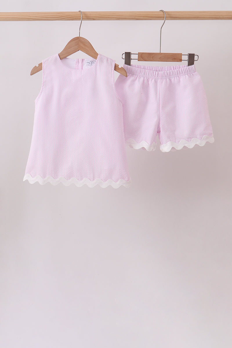  Aaria Tees
