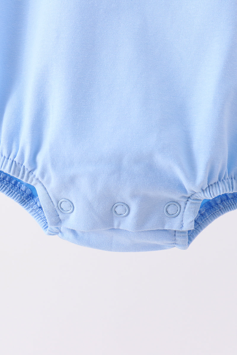  Aaria Tees