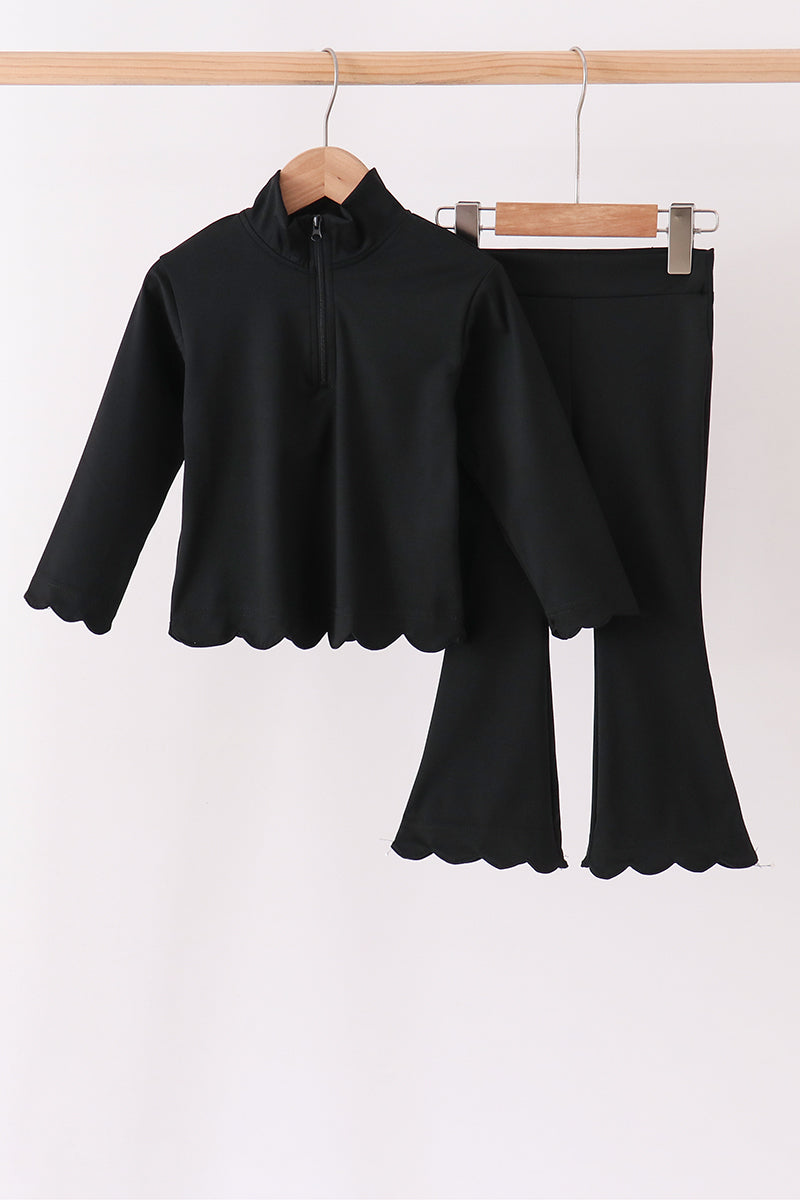 Black scallped zipper active set - Aaria Tees