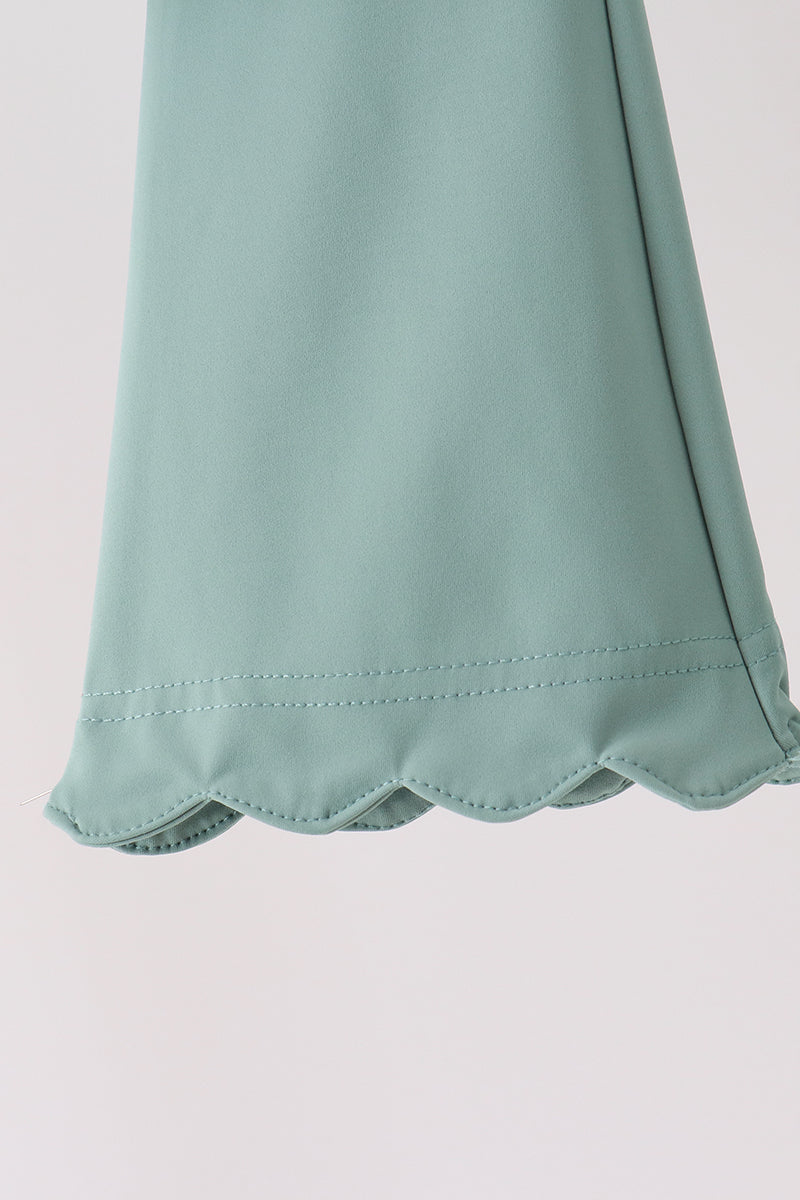 Sage scallped zipper active set - Aaria Tees Aaria Tees