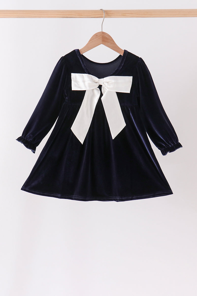  Aaria Tees