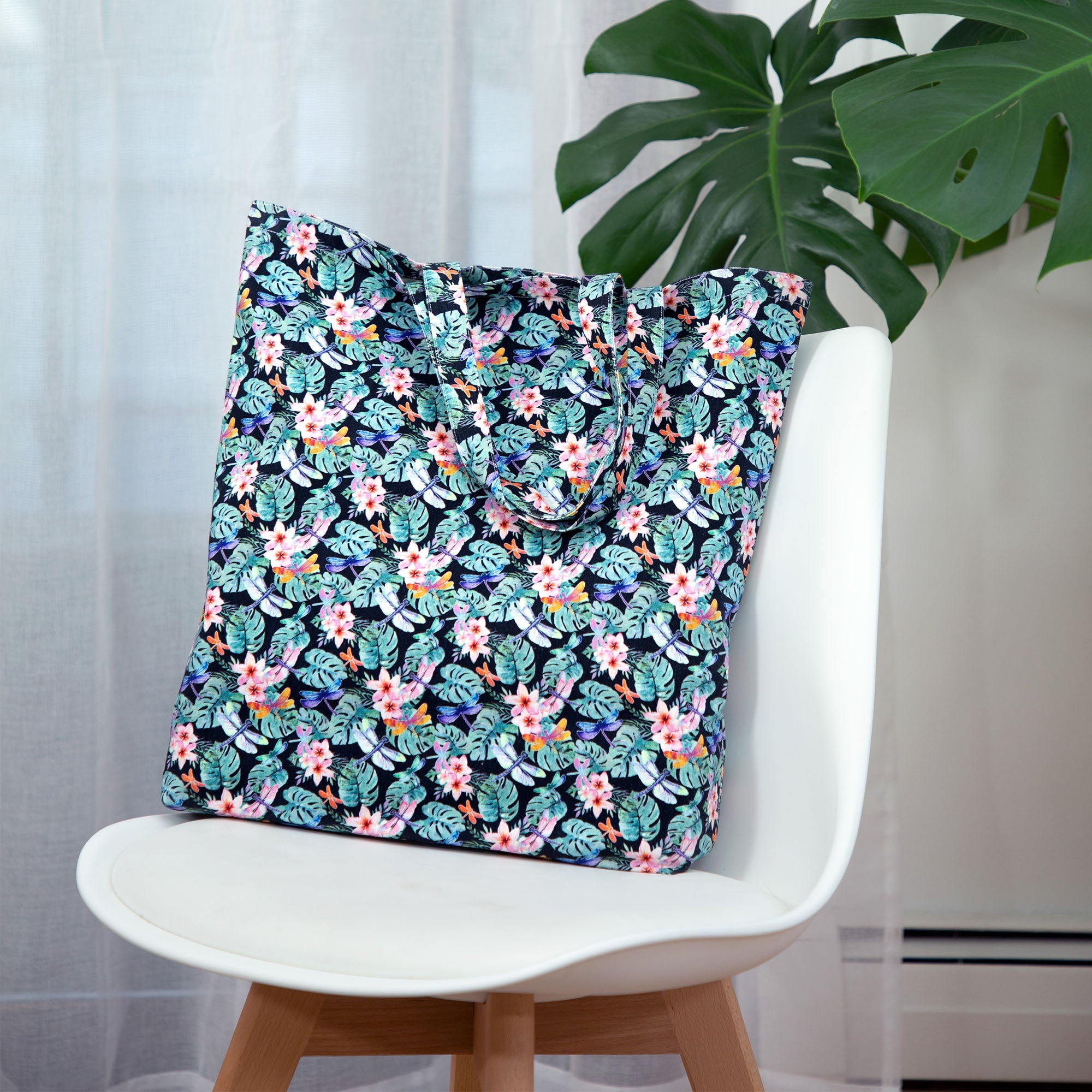 Garden Friend Tote Bag - Aaria Tees Aaria Tees