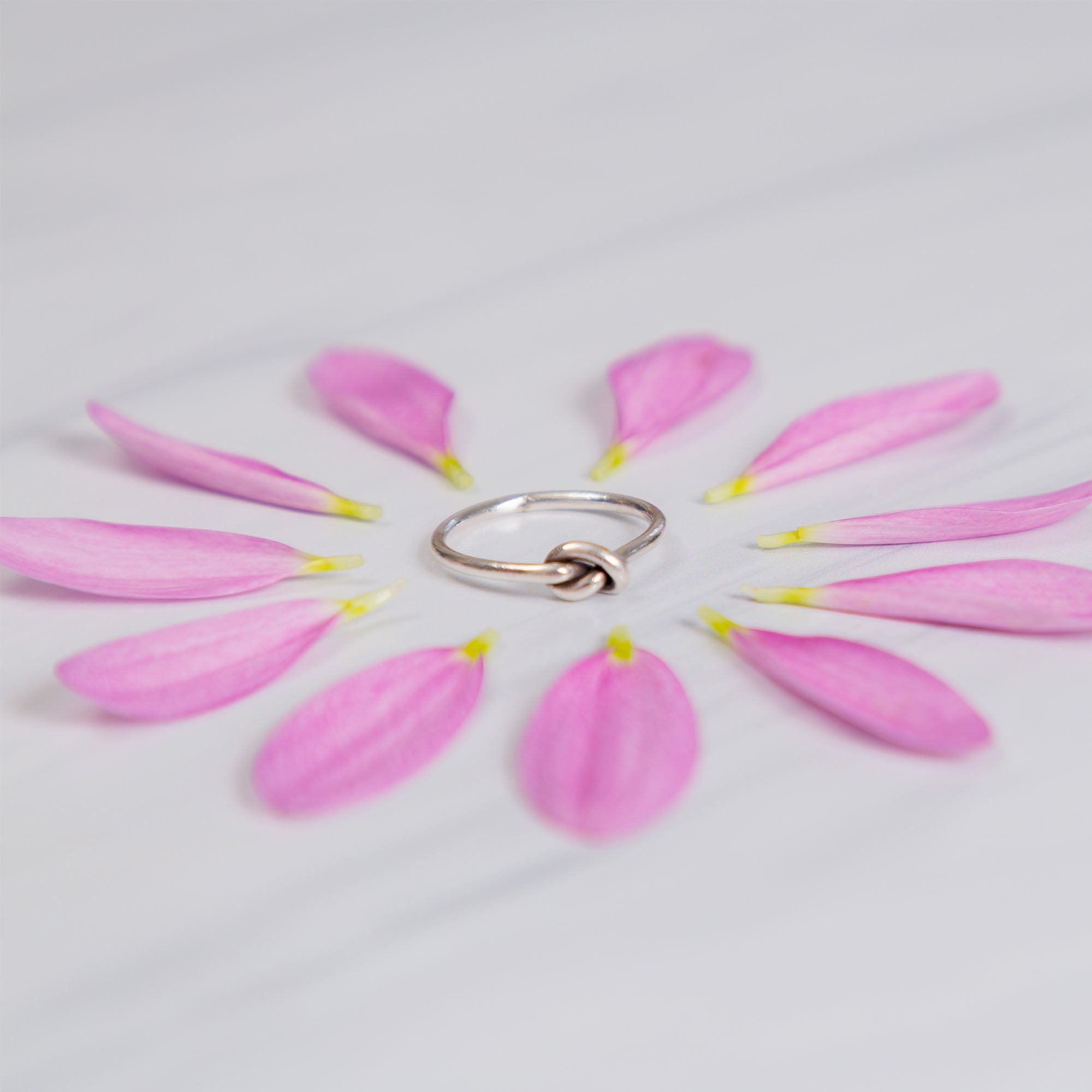 Tiny Knot Sterling Silver Ring - Aaria Tees Aaria Tees