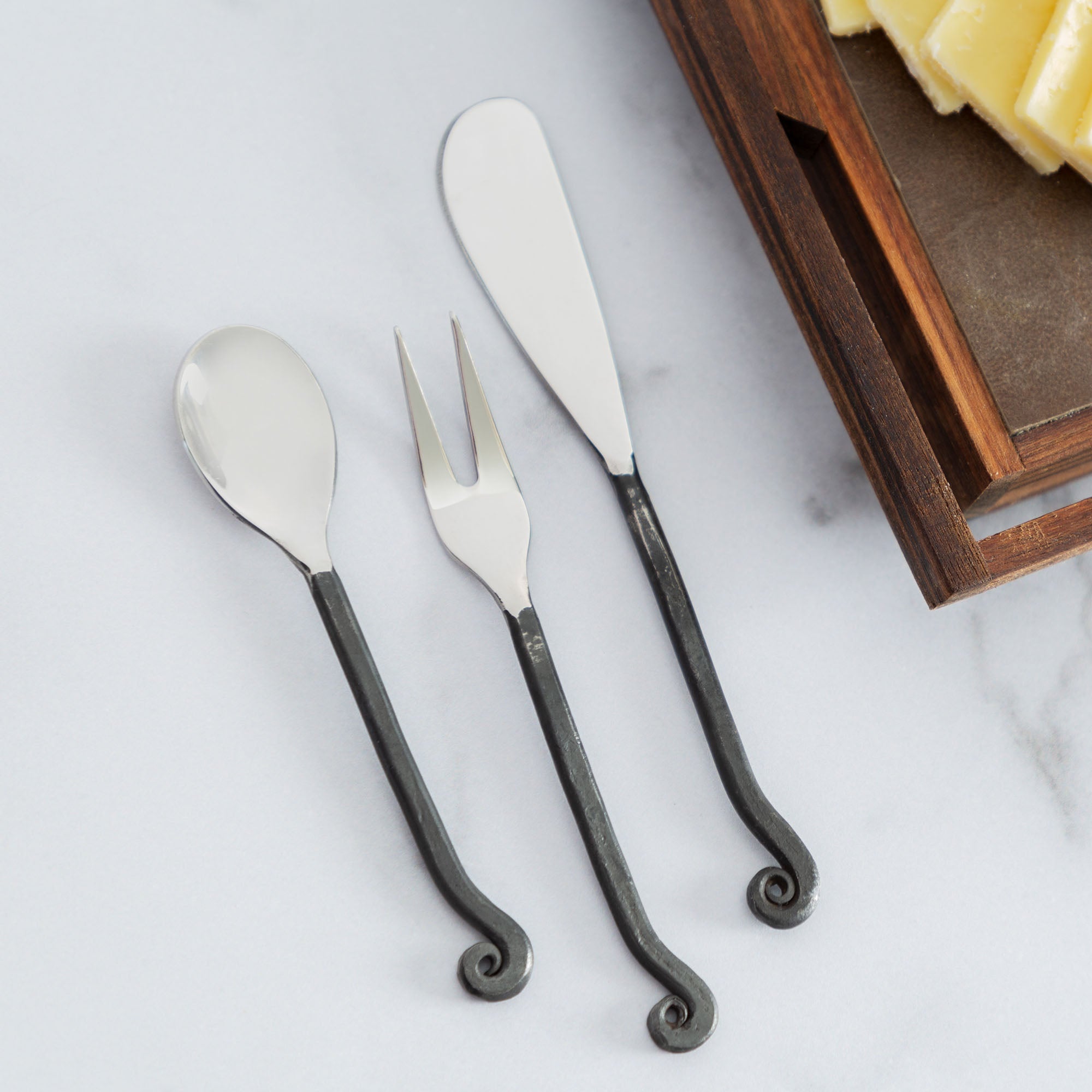 Hand-Forged Stainless Steel Cutlery Set - Aaria Tees Aaria Tees