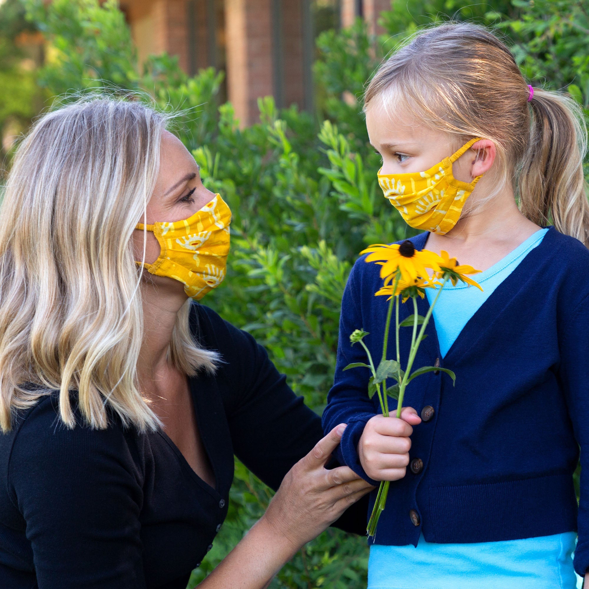 Children's Pleated Face Mask & Carrying Bag - Aaria Tees Aaria Tees