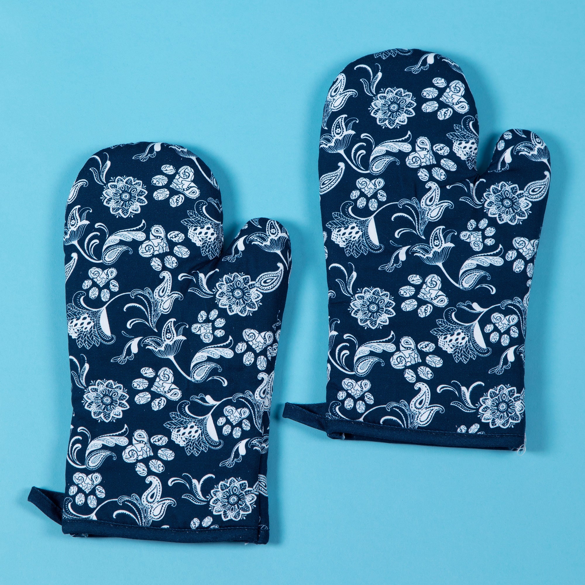 Distinctly Designed Oven Mitts - Set of 2 - Aaria Tees Aaria Tees