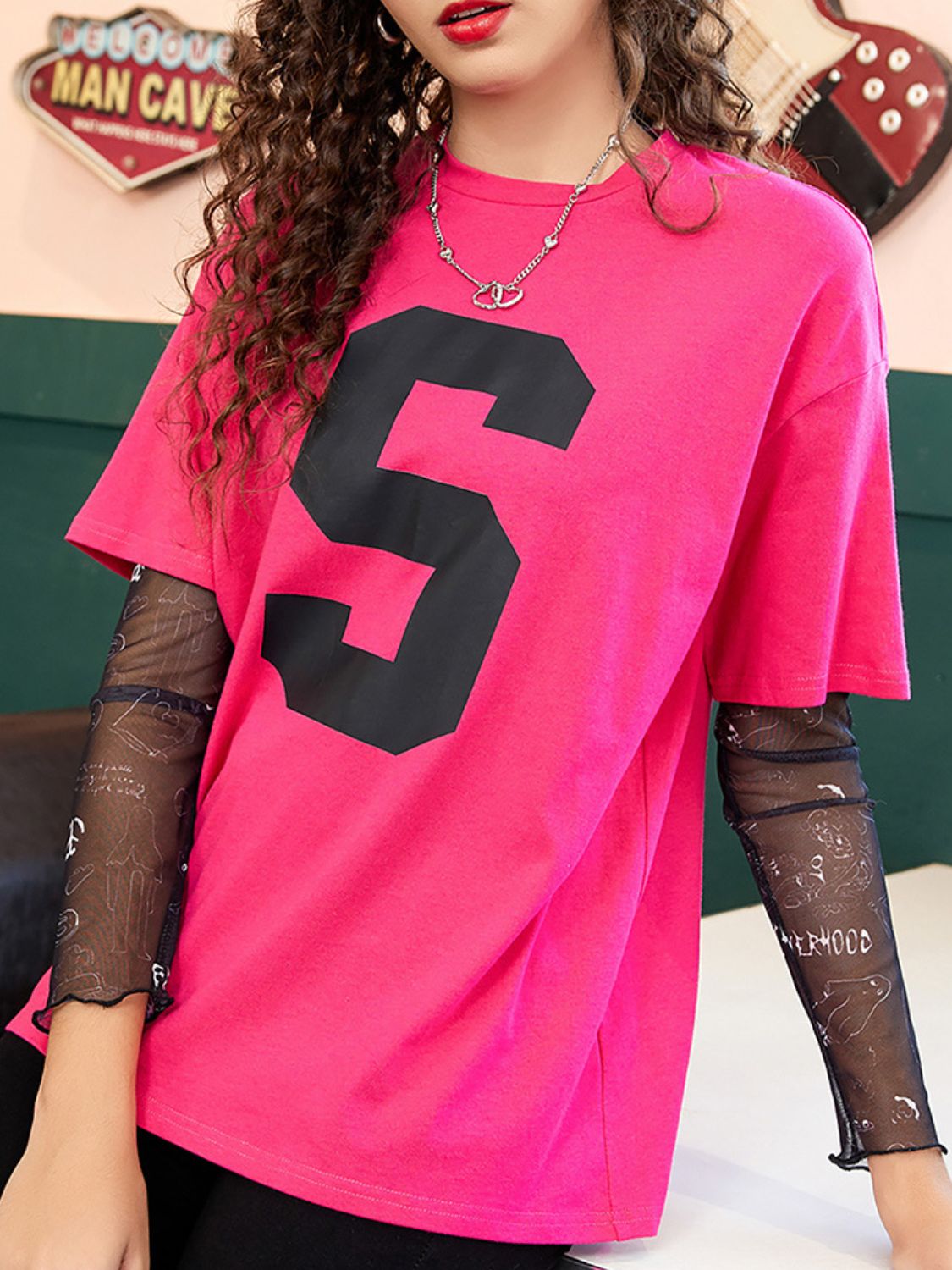  Aaria Tees