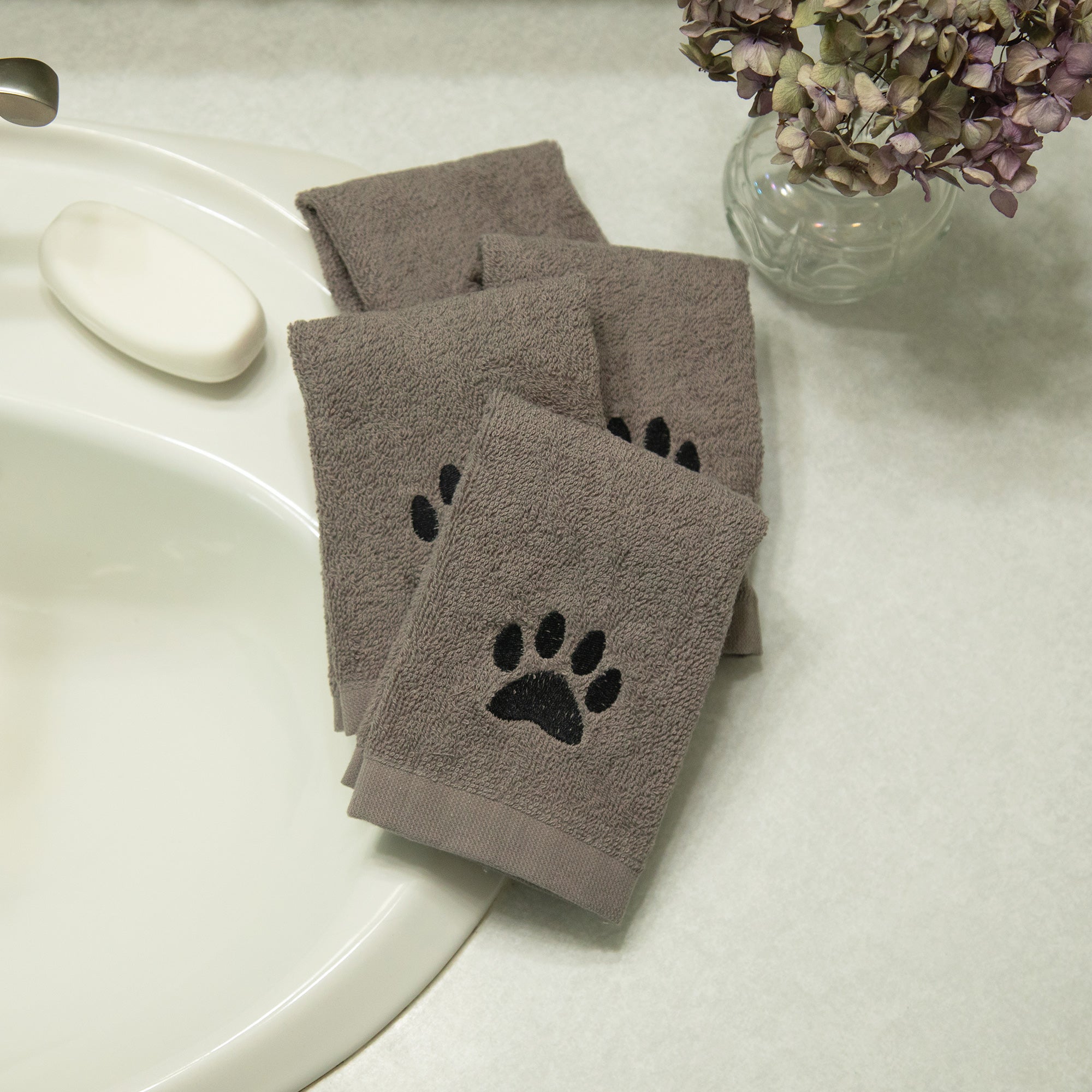 Embroidered Paw Wash Cloth - Set of 4 - Aaria Tees Aaria Tees