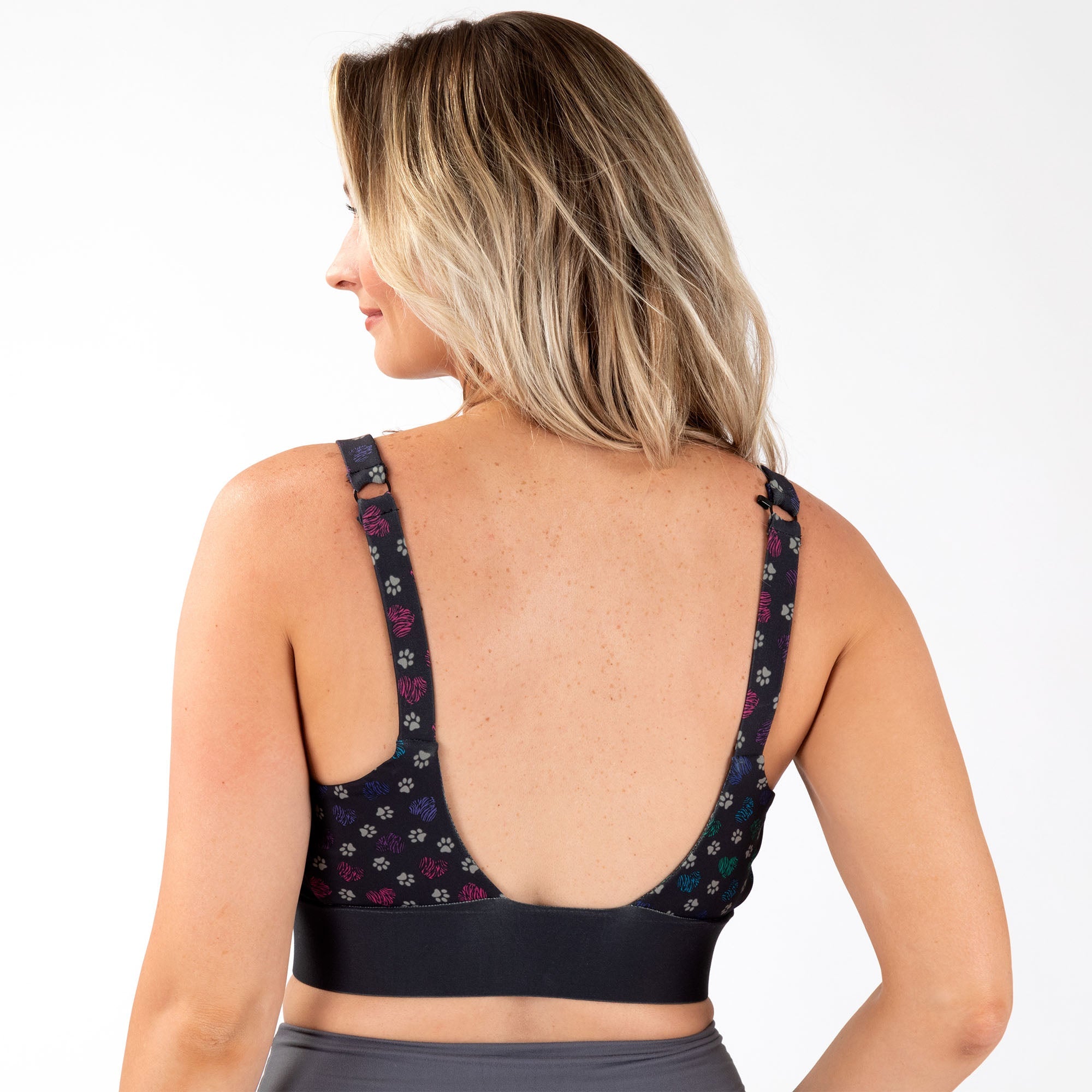 Zip Front Sports Bra - Aaria Tees Aaria Tees