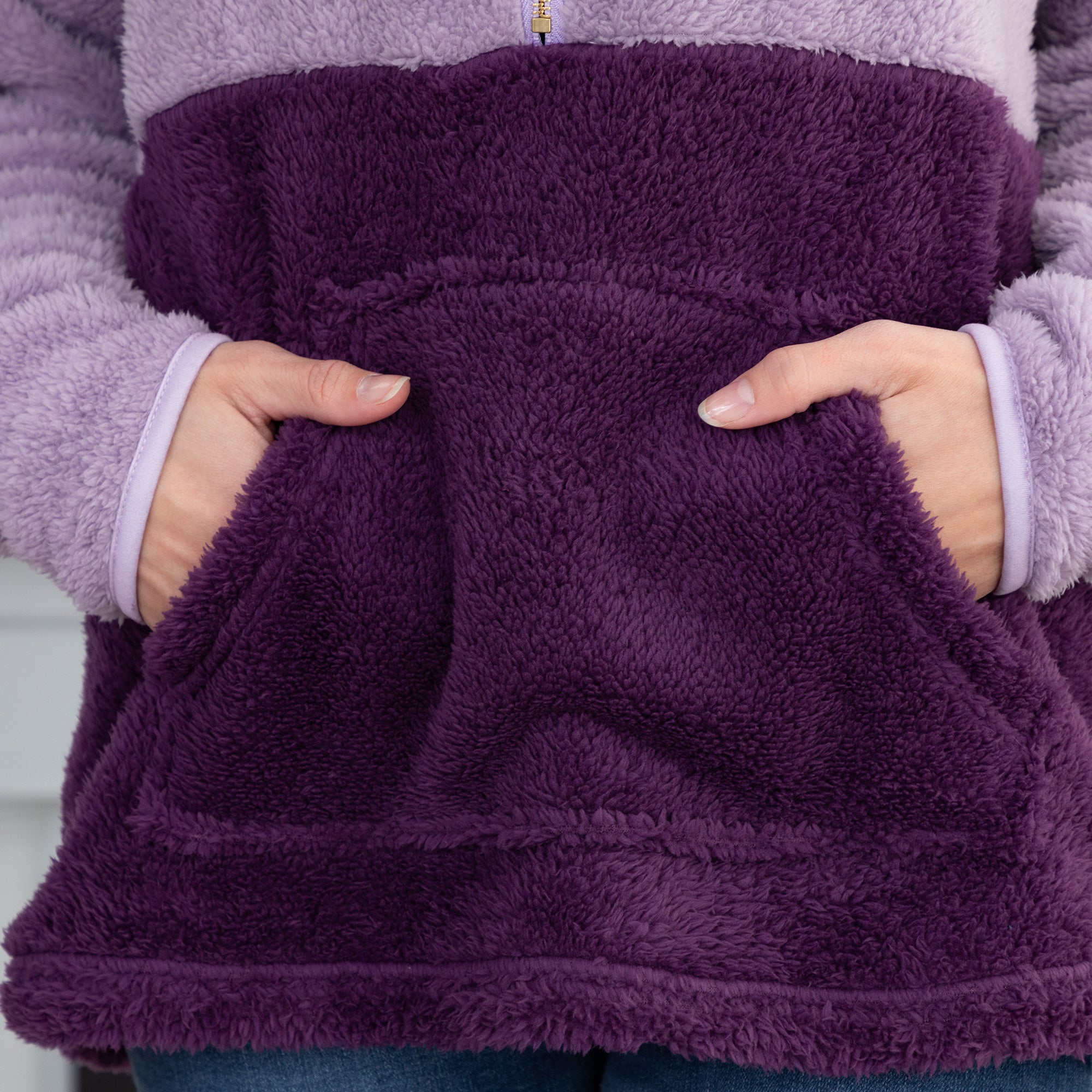 Two Tone Fleece Pullover - Aaria Tees Aaria Tees