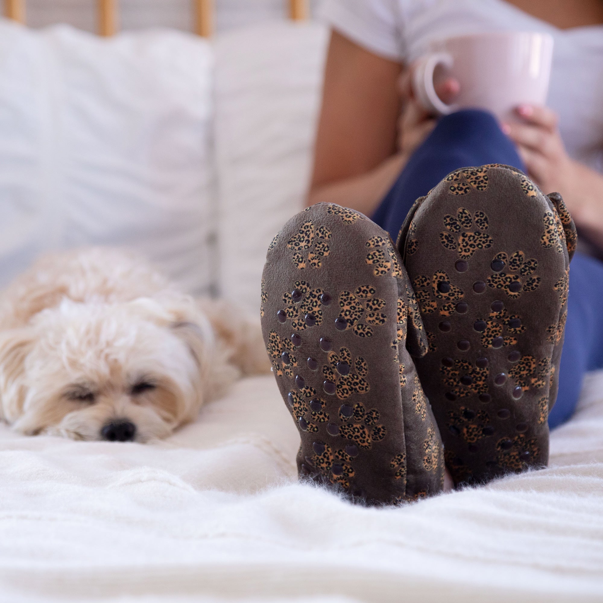 Super Cozy&trade; Leopard Paw Slippers With Large Bow - Aaria Tees Aaria Tees