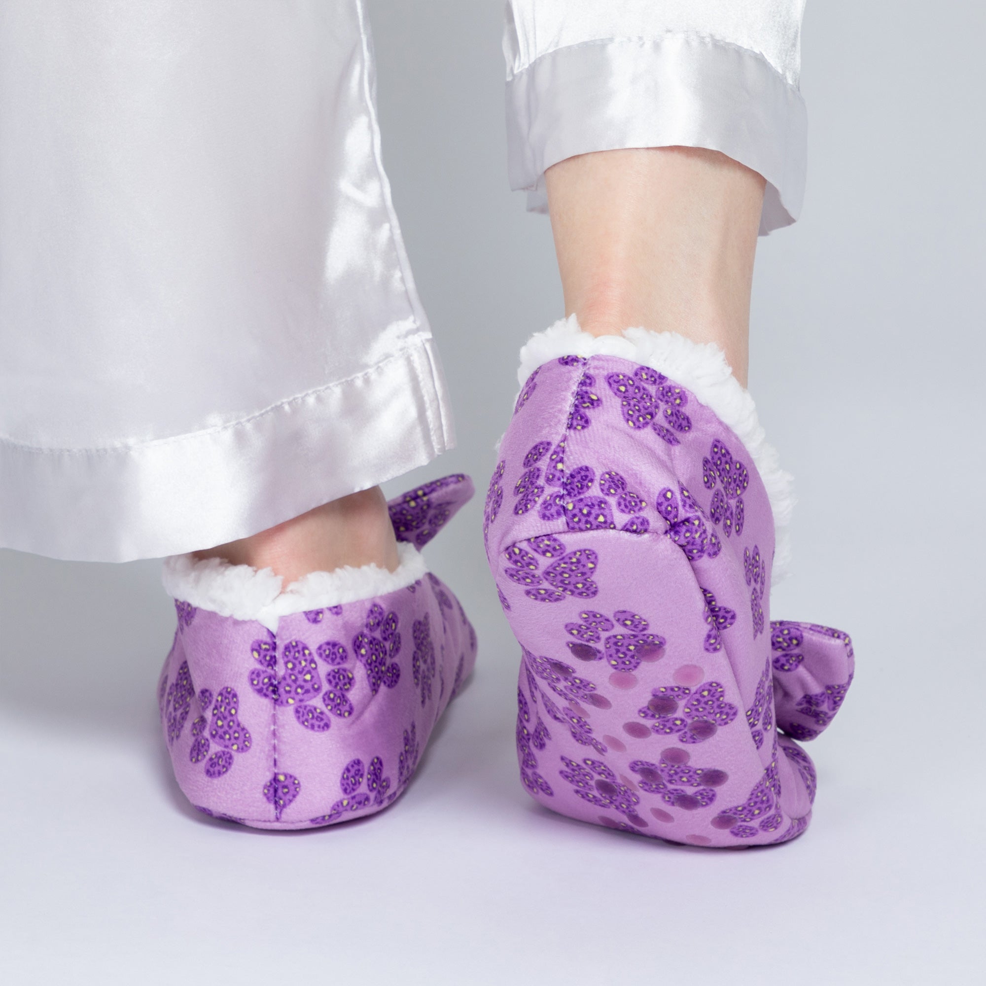 Super Cozy&trade; Leopard Paw Slippers With Large Bow - Aaria Tees Aaria Tees