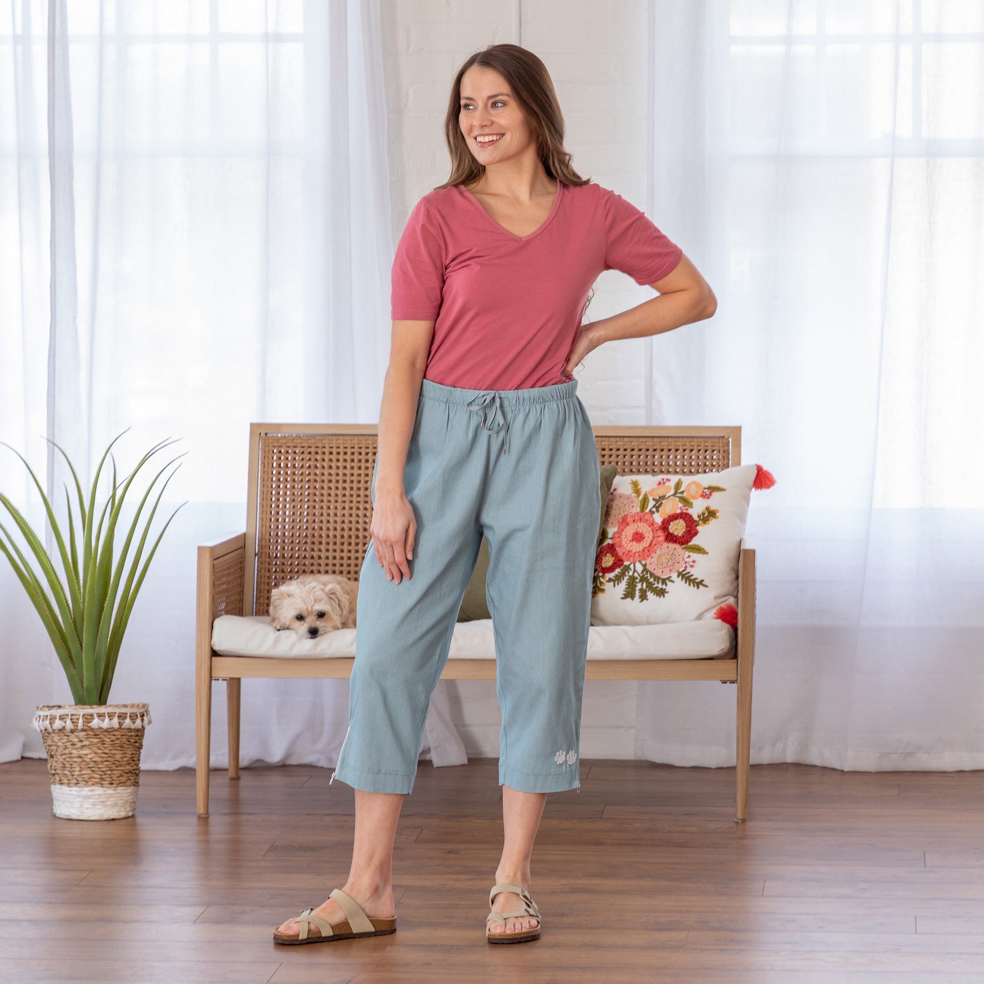 Paw Print Zipper-Hem Denim Capri Pants - Aaria Tees Aaria Tees
