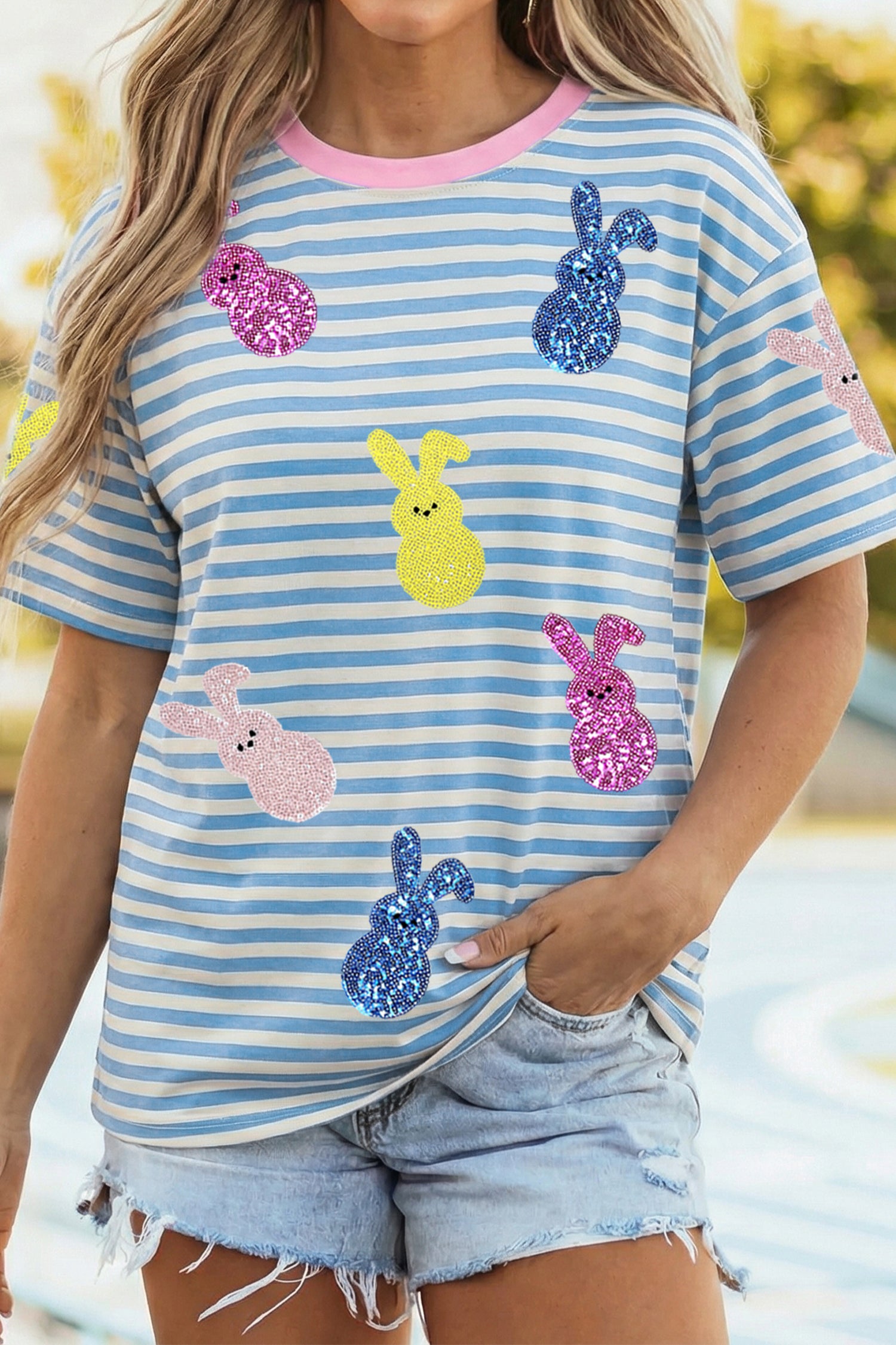  Aaria Tees