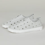Cut-Out Paw Print Casual Sneakers - Aaria Tees Aaria Tees