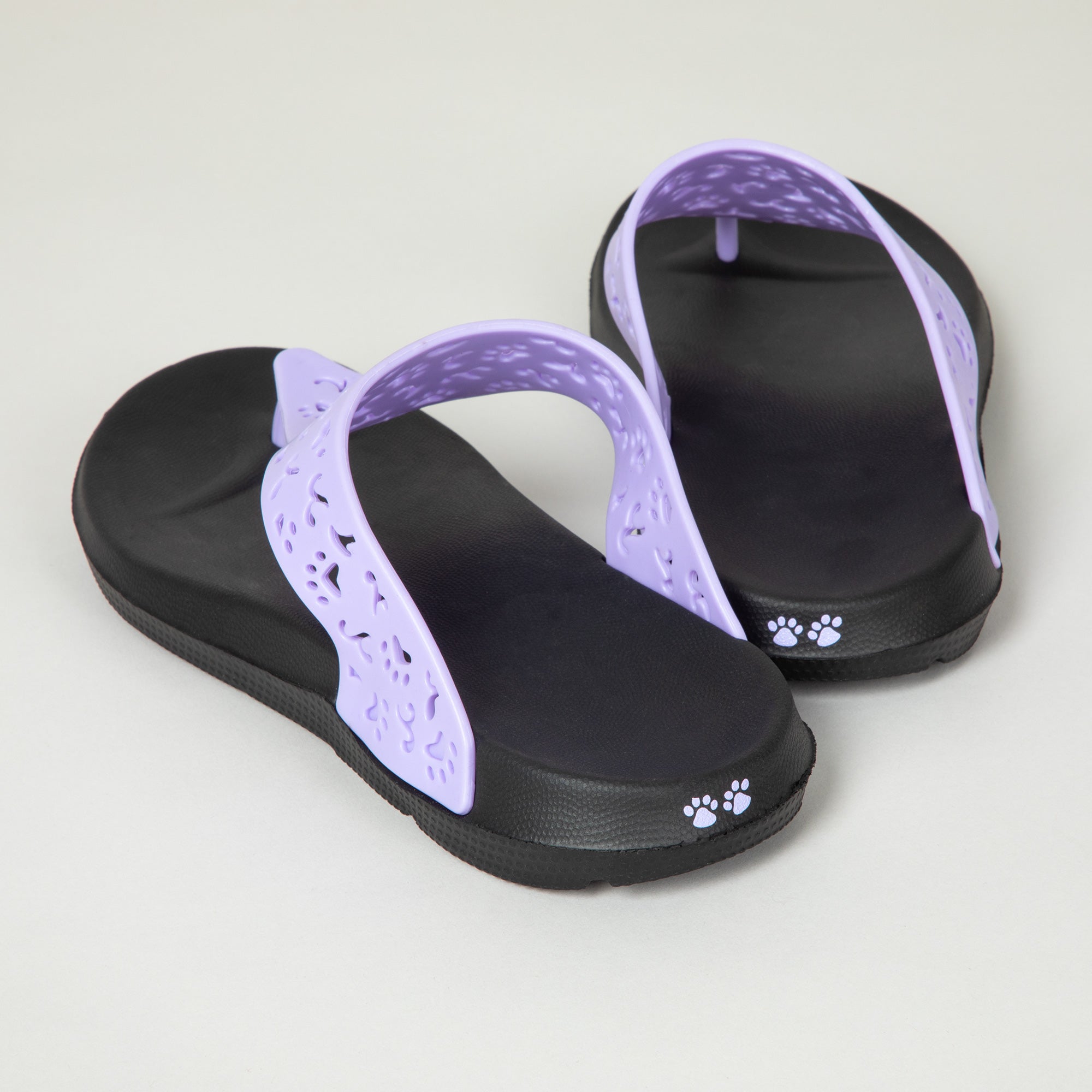 Cut-Out Paw Print Flip Flops - Aaria Tees Aaria Tees