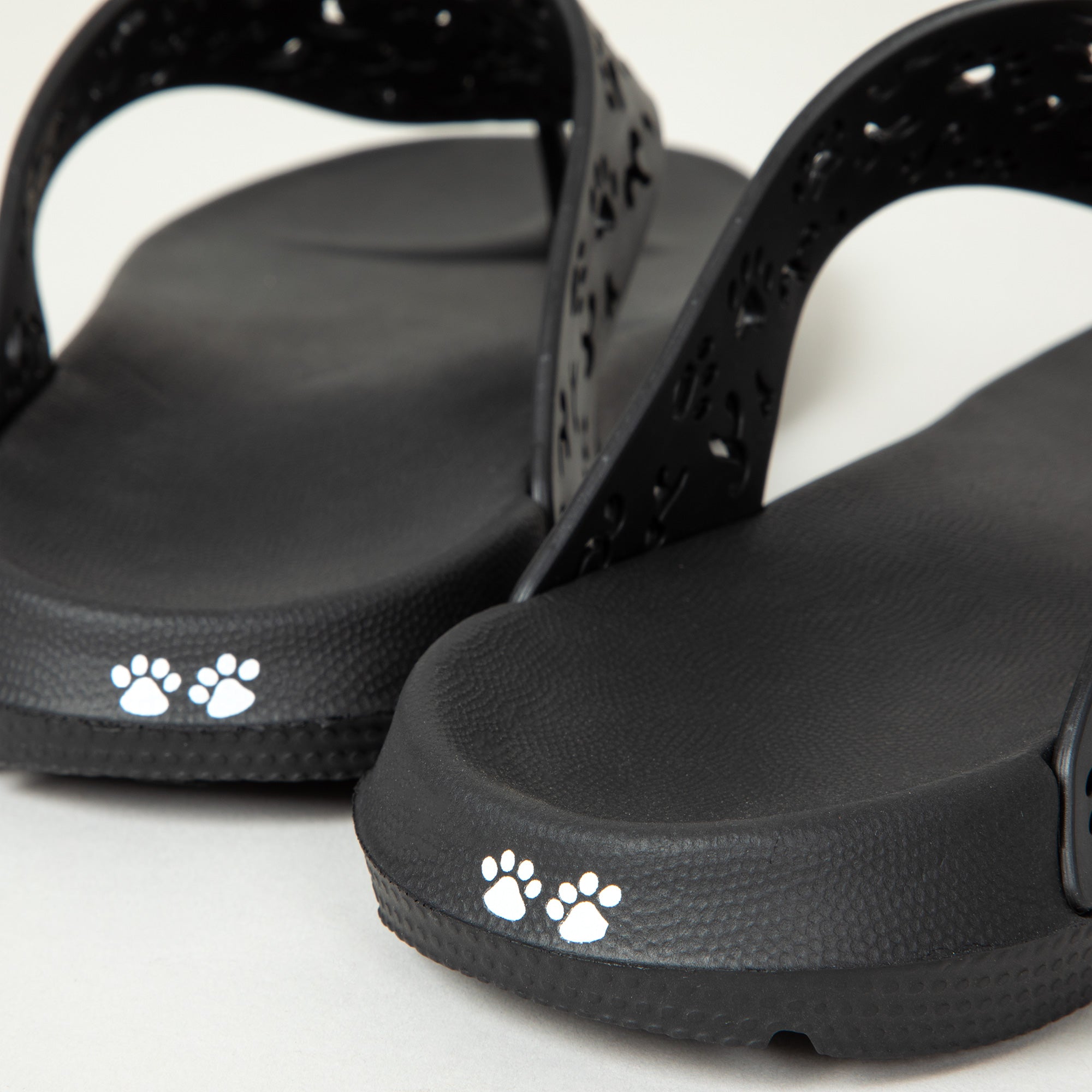 Cut-Out Paw Print Flip Flops - Aaria Tees Aaria Tees
