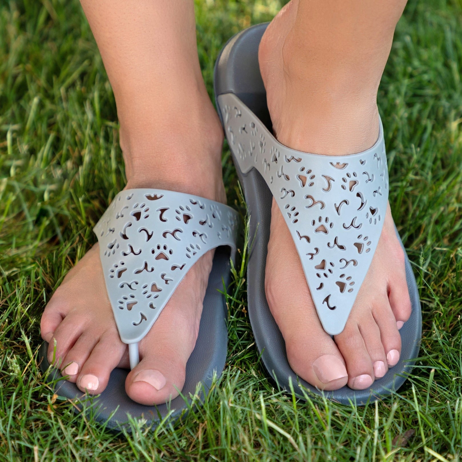 Cut-Out Paw Print Flip Flops - Aaria Tees Aaria Tees