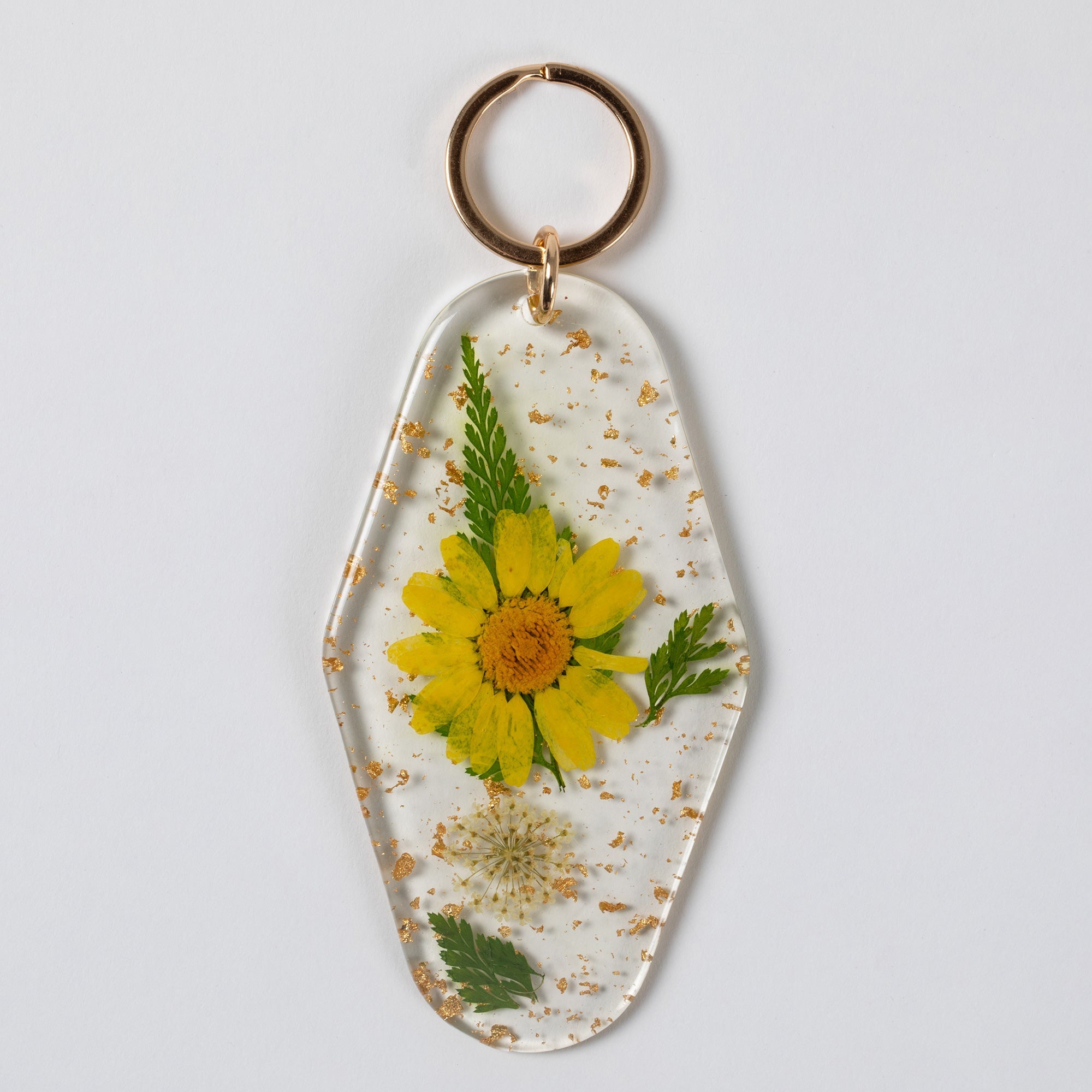 Elegant Real Flowers Keychain - Aaria Tees Aaria Tees