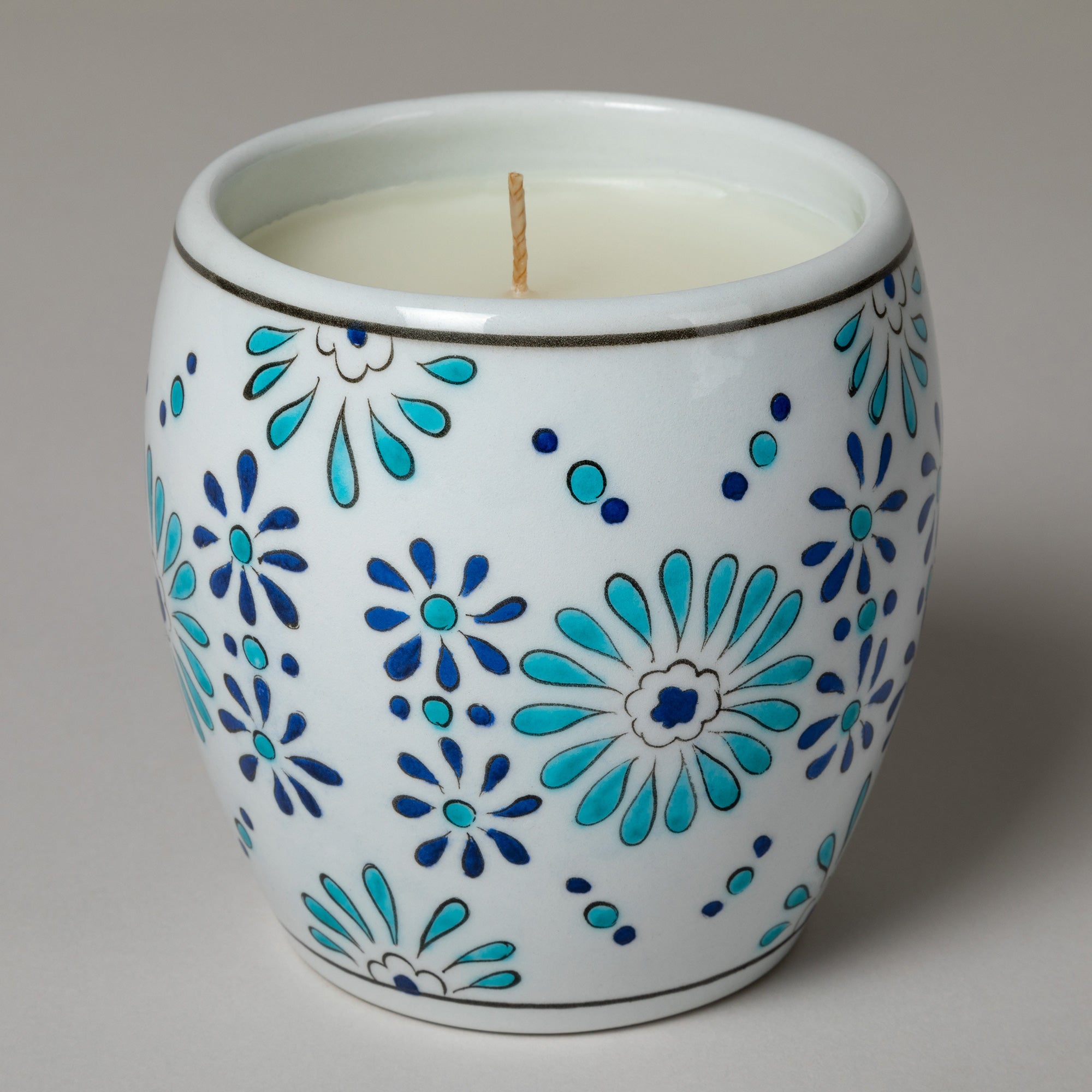 Ceramic Artisan Hand-Poured Candle - Aaria Tees Aaria Tees