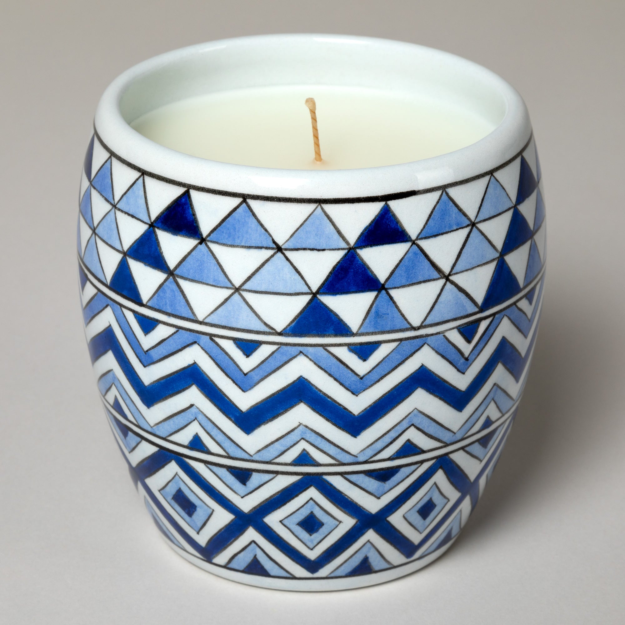 Ceramic Artisan Hand-Poured Candle - Aaria Tees Aaria Tees