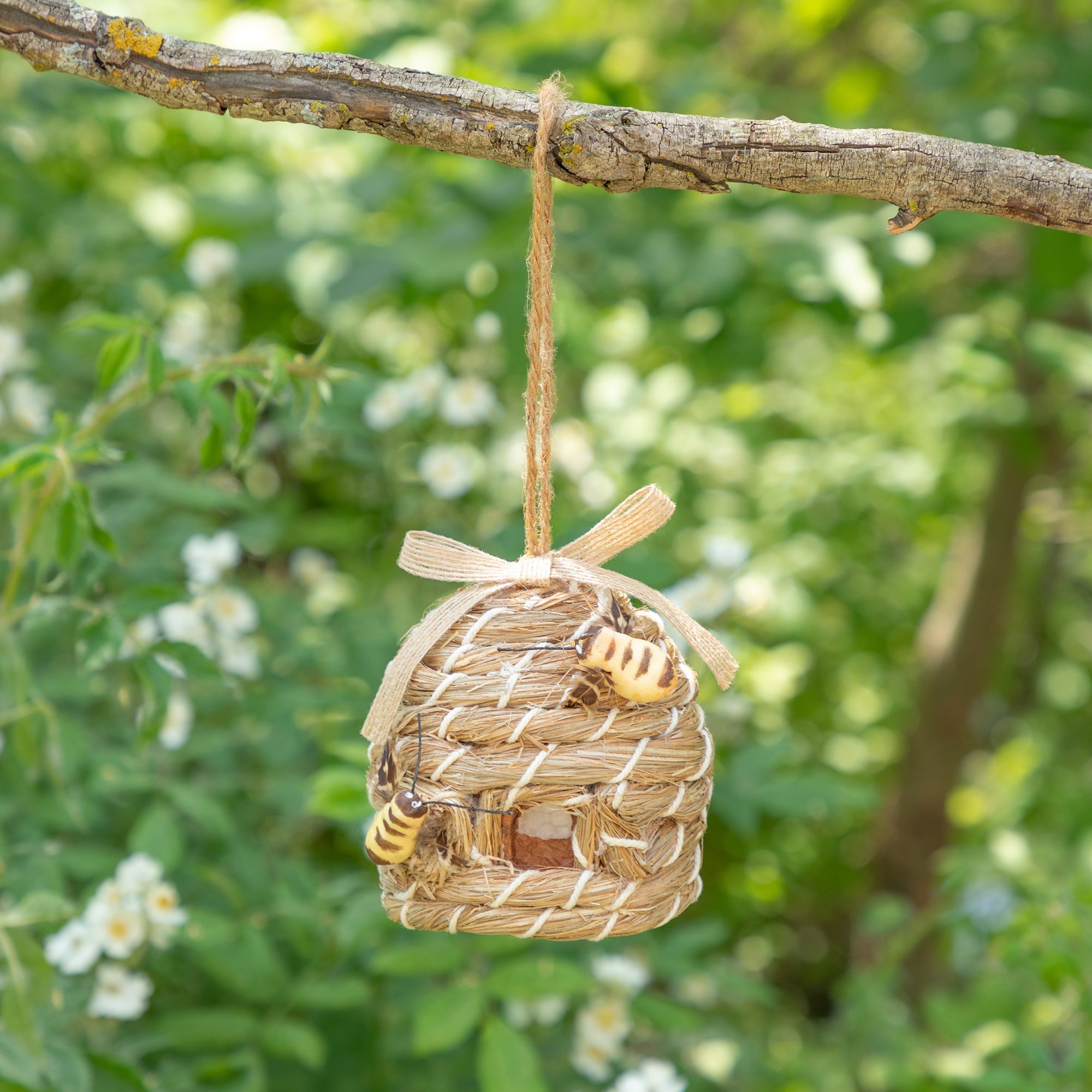 Beehive Birdhouse - Aaria Tees Aaria Tees