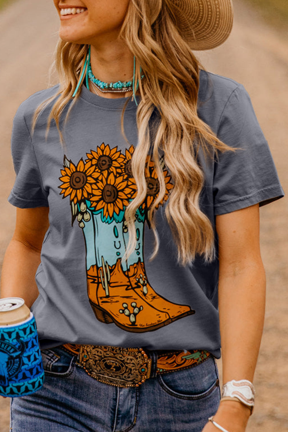 Aaria Tees