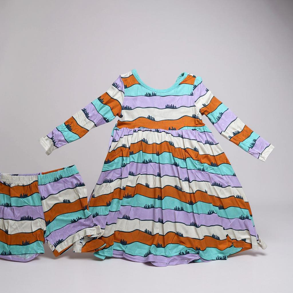  Aaria Tees