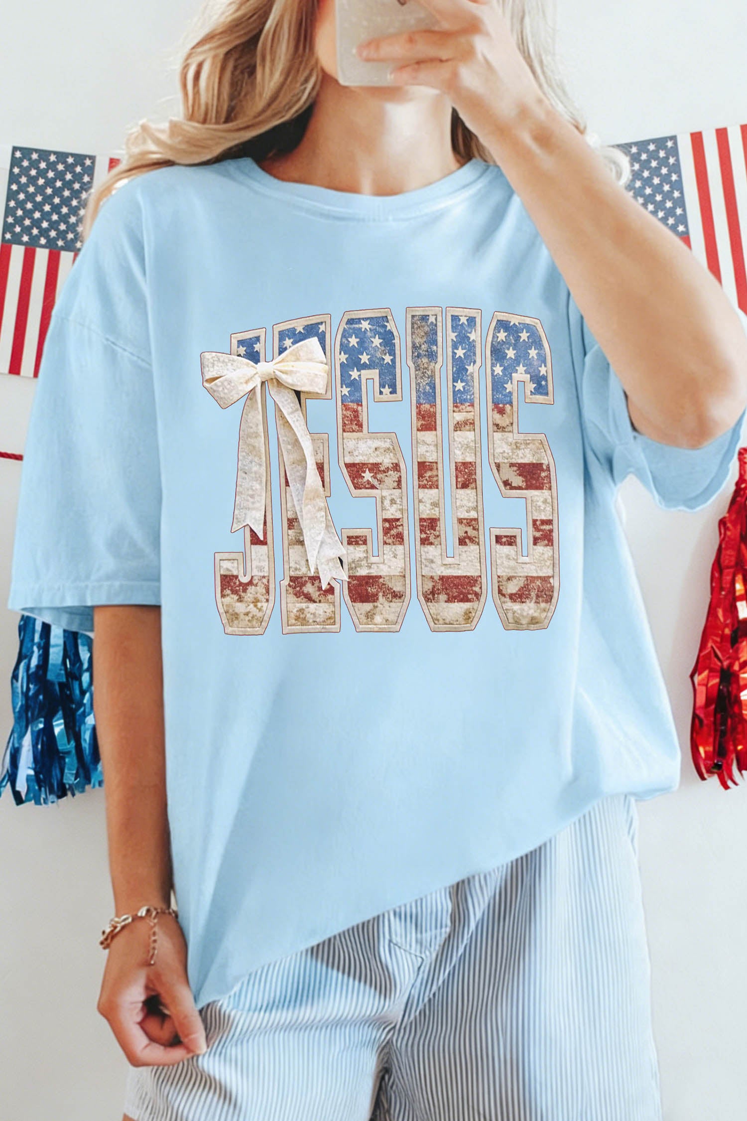  Aaria Tees