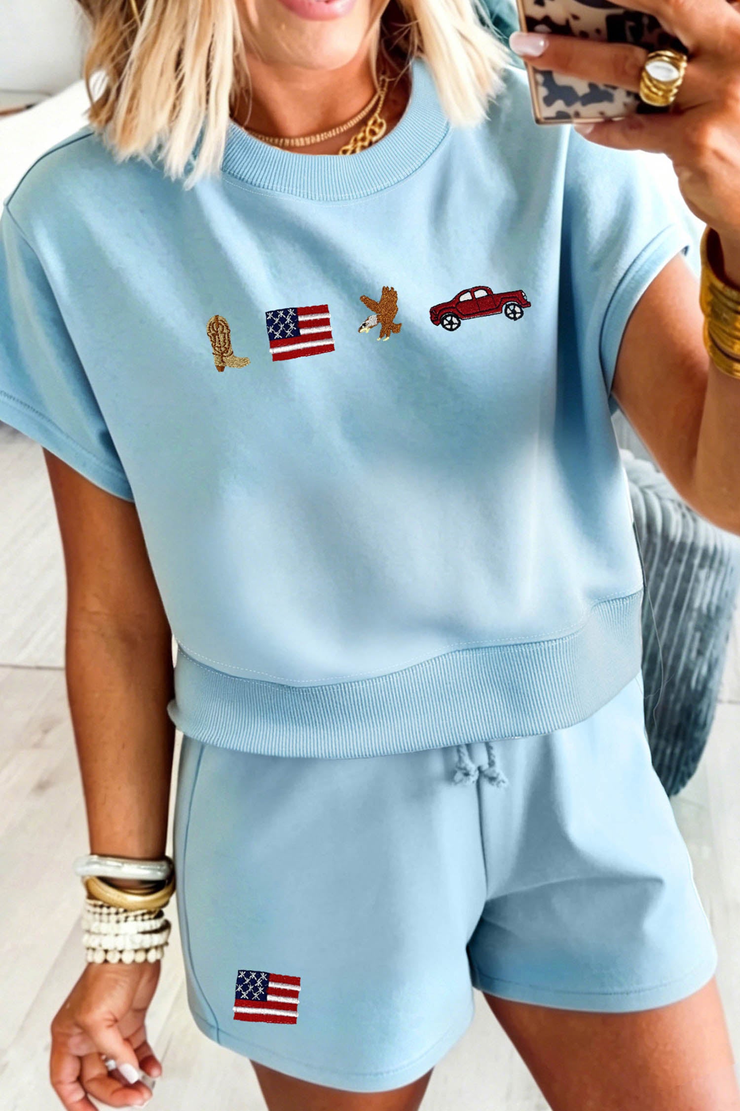  Aaria Tees