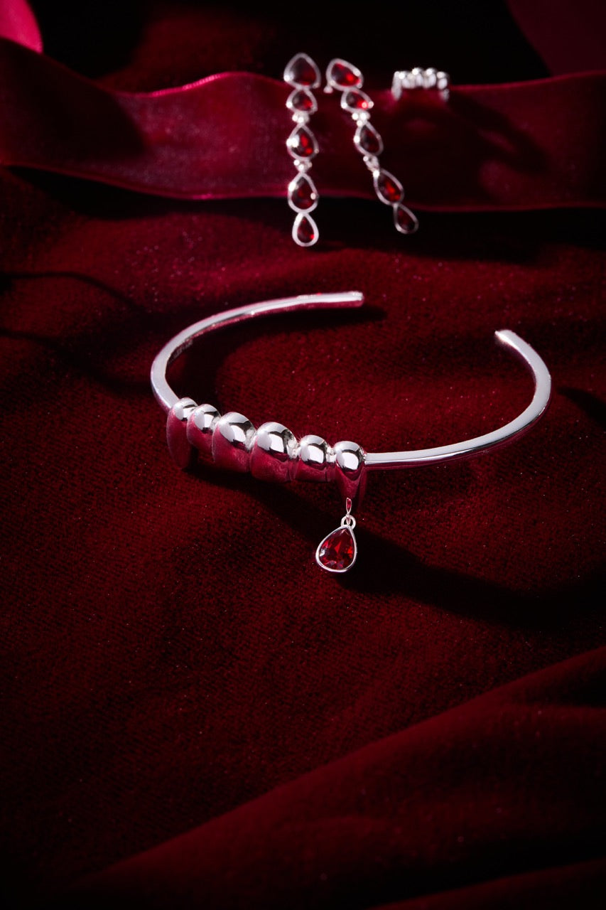Vampire Teeth Fangs Cuff - Aaria Tees Aaria Tees