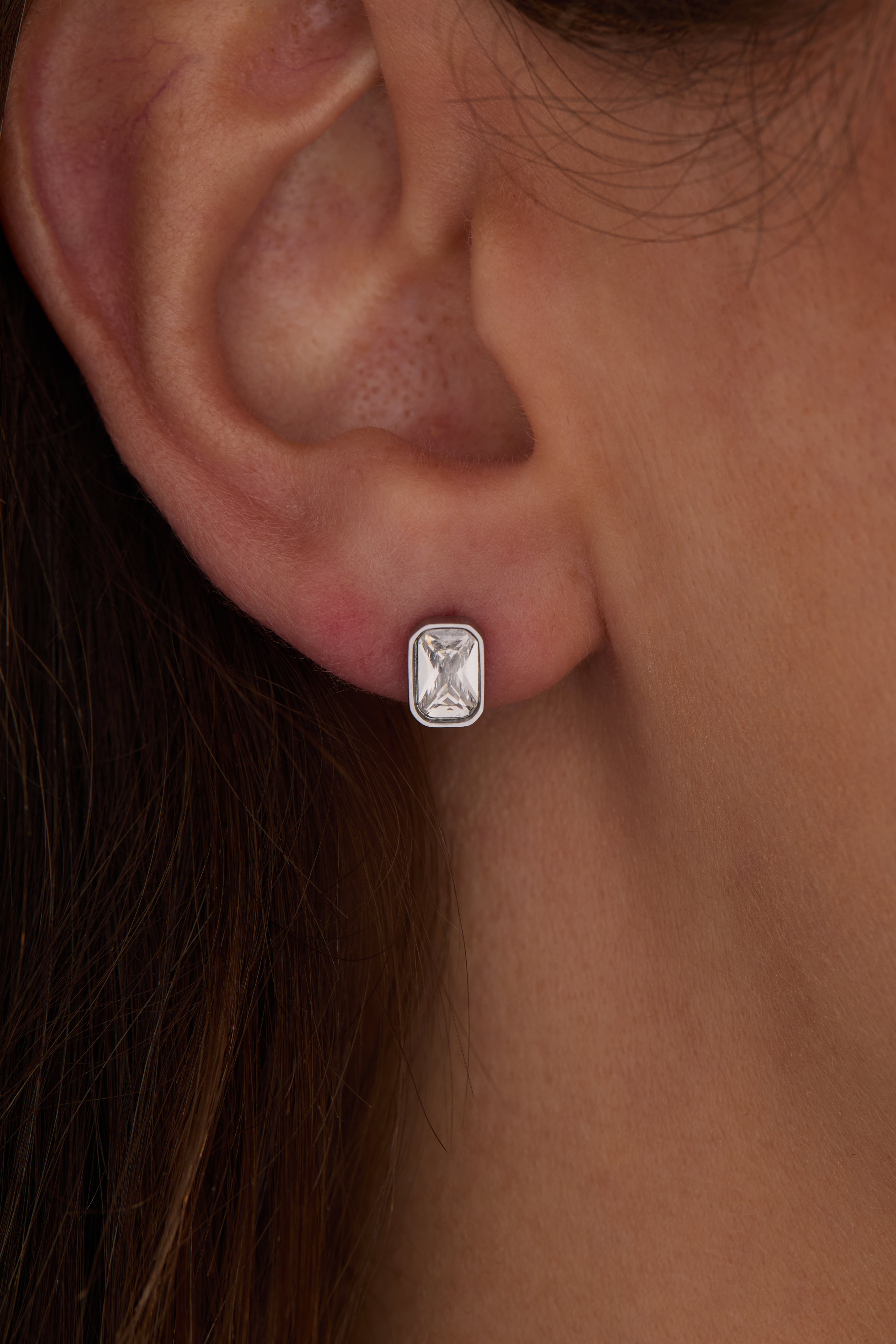 April Emerald-Cut Birthstone Stud Earrings - Aaria Tees Aaria Tees