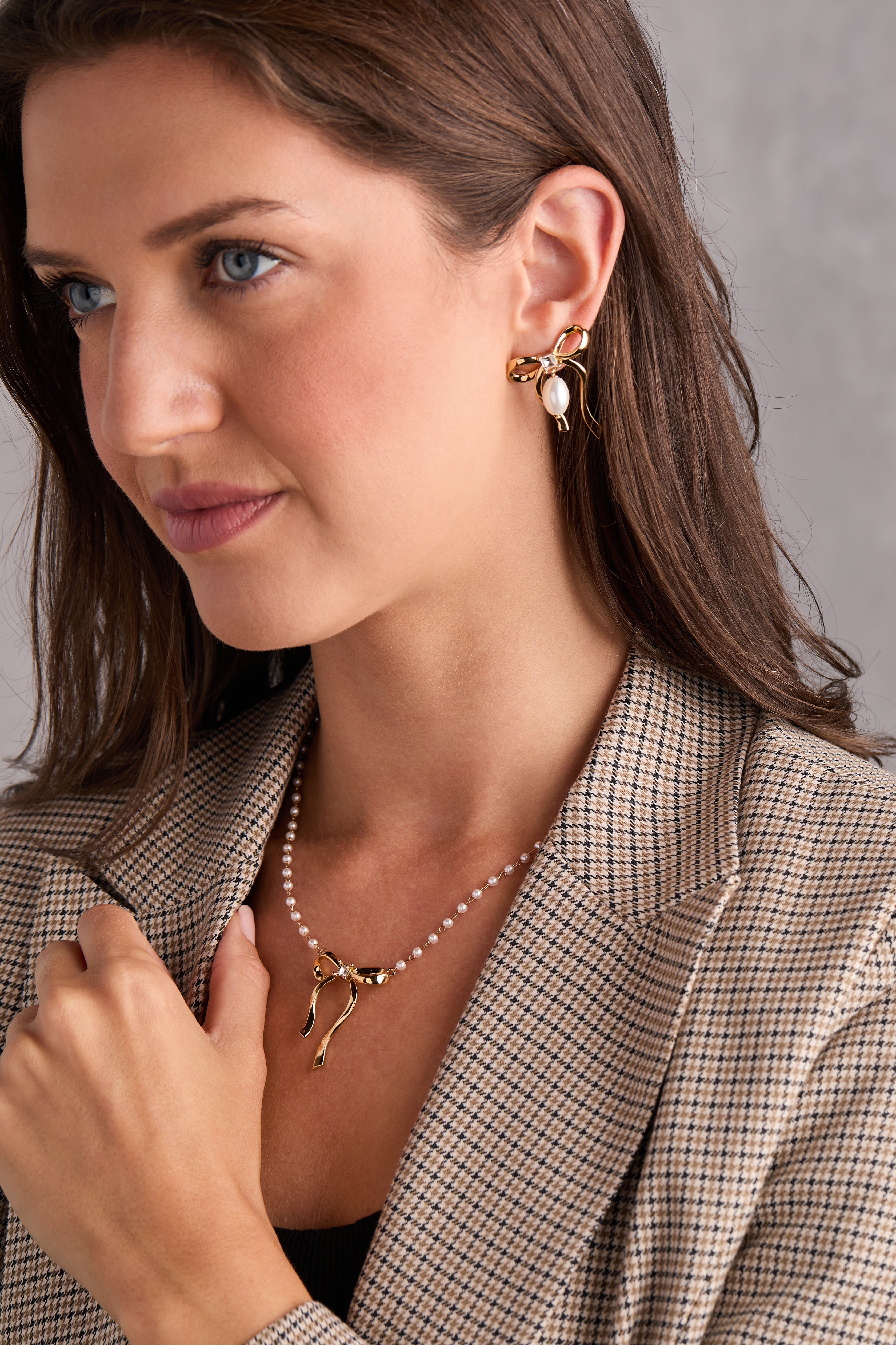 Bow Pearl Coquette Necklace - Aaria Tees Aaria Tees