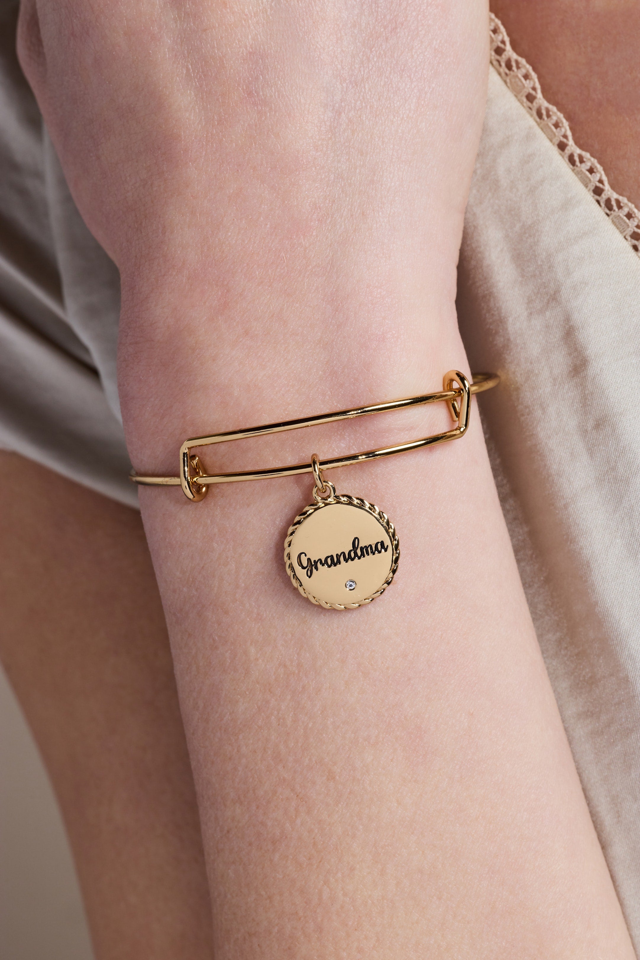 Grandma 'Wise And Warm, Her Love Feels Like Home' Charm Bangle - Aaria Tees Aaria Tees